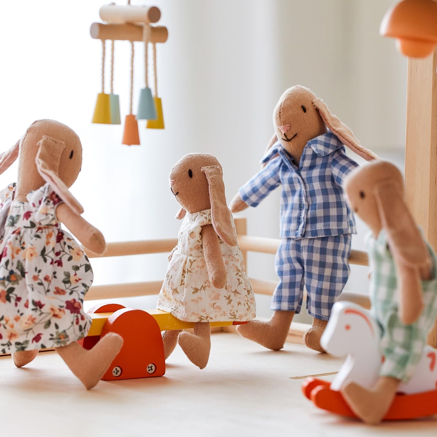 Giant bean 4 PCS Hand Made Rabbit Family Dolls, Wooden Dollhouse Furniture Set for Boys Girls & Toddlers 3Y+