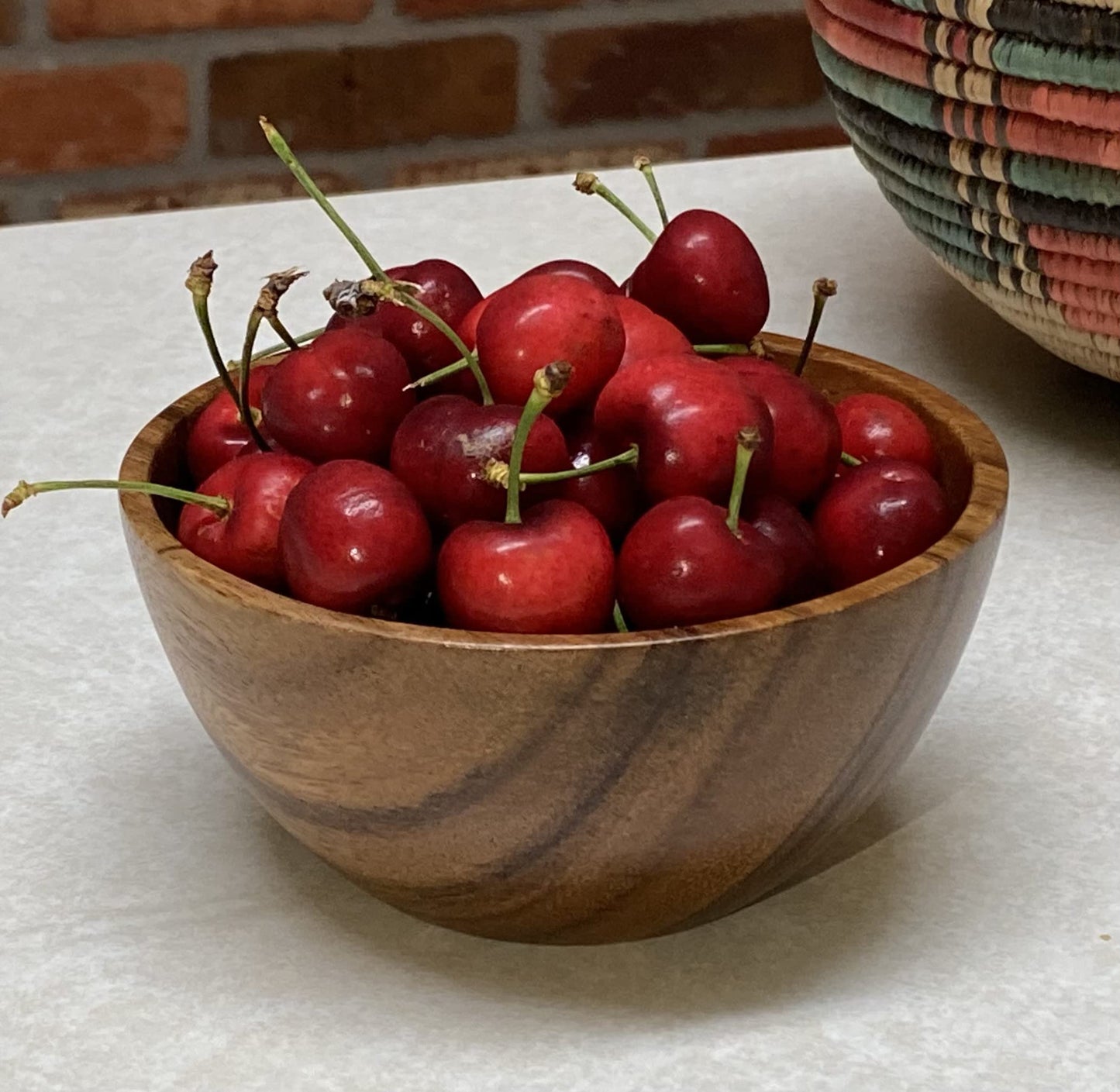 WRIGHTMART Small Wooden Bowls Set of 4, 5 Inch Solid Acacia Wood Bowls, Joint-Free Non-Laminated Snack & Dip Bowls, Handmade Rustic Bowls for Nuts, Desserts, Sauces & Side Dishes