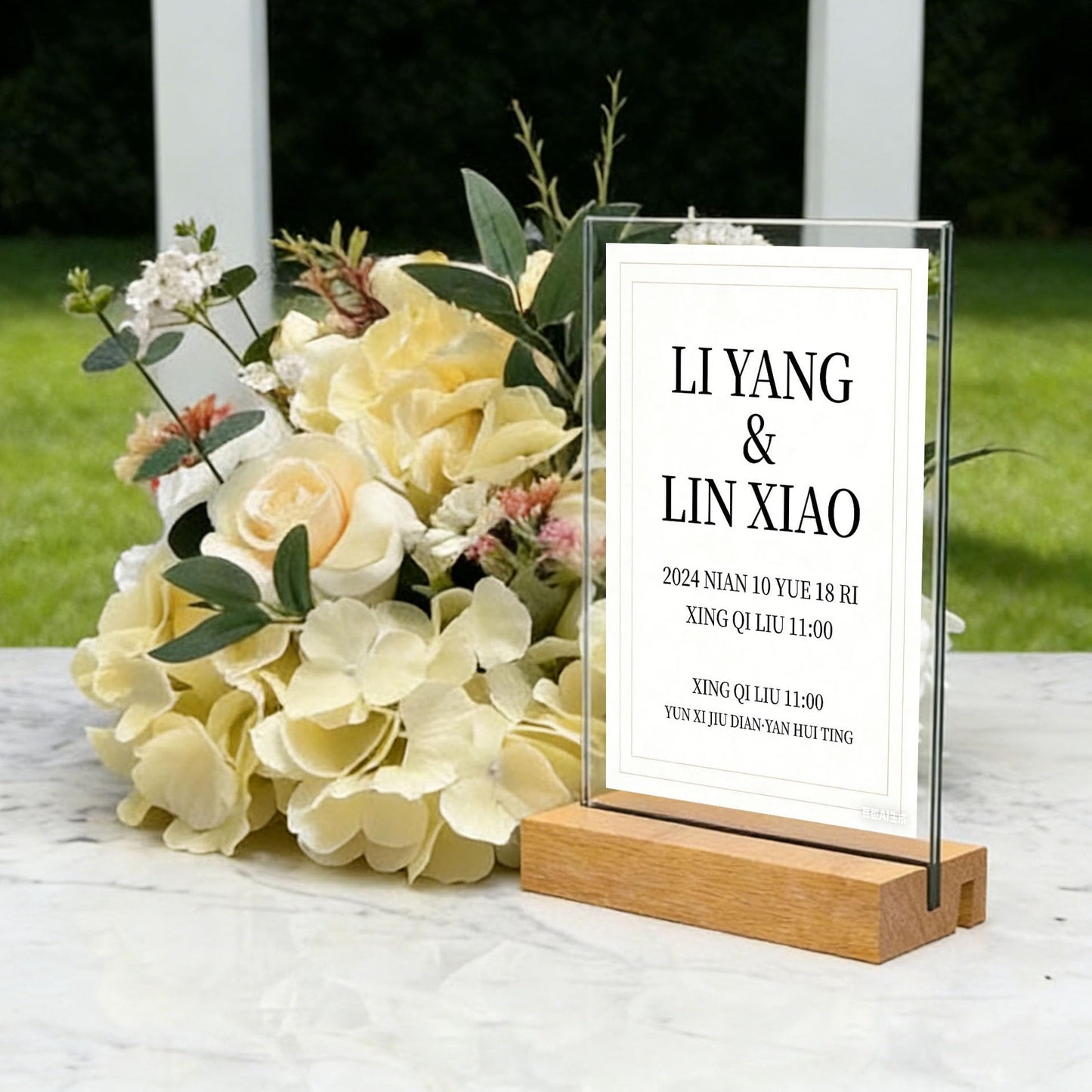 YEEON 4x6 Inch Acrylic Sign Holder with Wooden Base, Desktop Display Stand (4x6 6Pack)