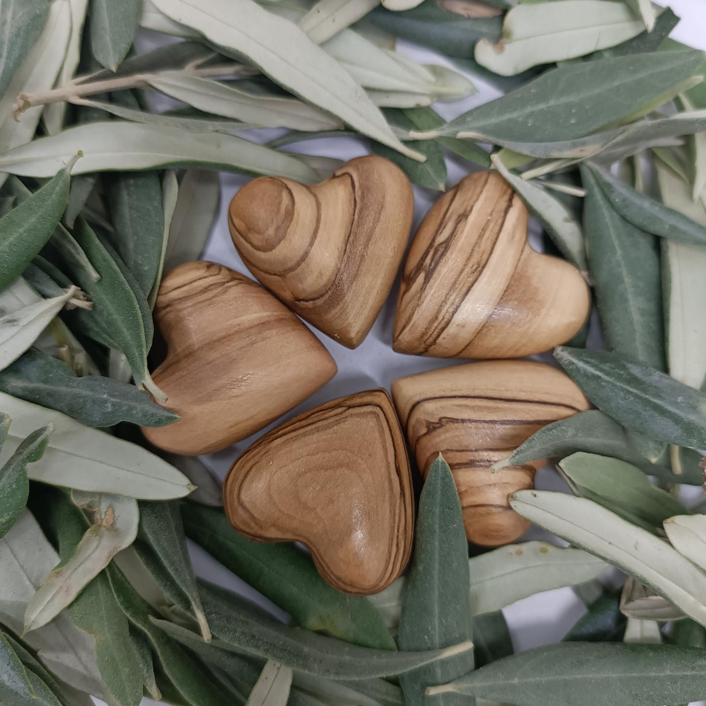 Zuluf Set of 5 Mini Olive Wood Hearts 1.25" Very Small Hand Carved Wooden Fidget Heart Keepsake Wedding Guest Book Favor Valentine Day Gift Pocket Hug Sympathy Memorial Craft Decor Made in Bethlehem