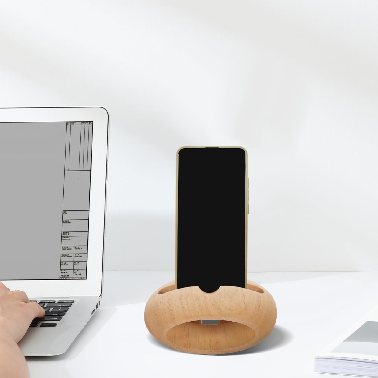 IMIKEYA Sound Amplifying Phone Stand Wooden Cellphone Holder Smartphone Stand Deep Sound Desktop Smartphone Bracket Echo Resonance Principle