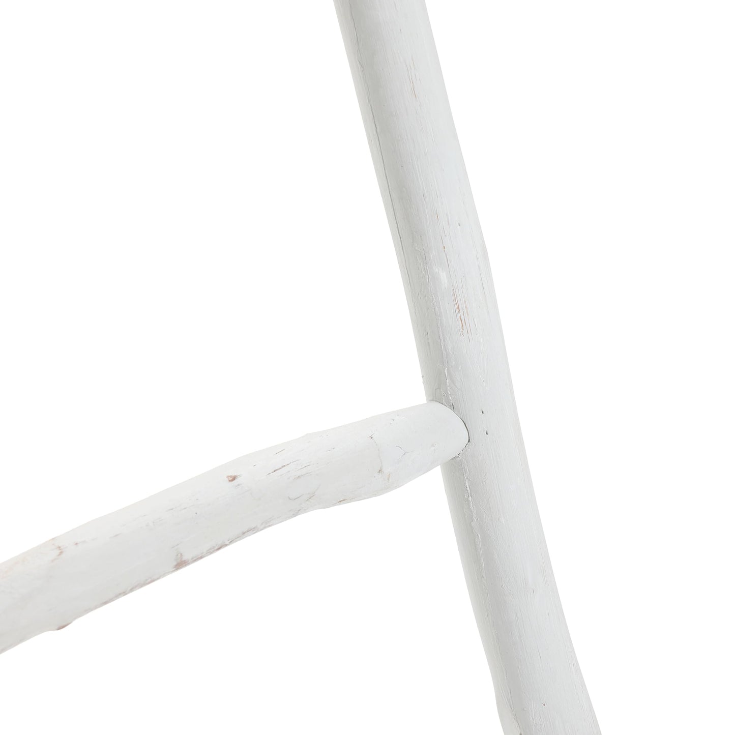 LuxenHome Rustic Blanket Ladder, 59'' White Solid Wood 5-Rung Blanket Ladder, Boho Furniture for Living Room, Bathroom Towel Rack Home Decor Accessories, Towel Stand