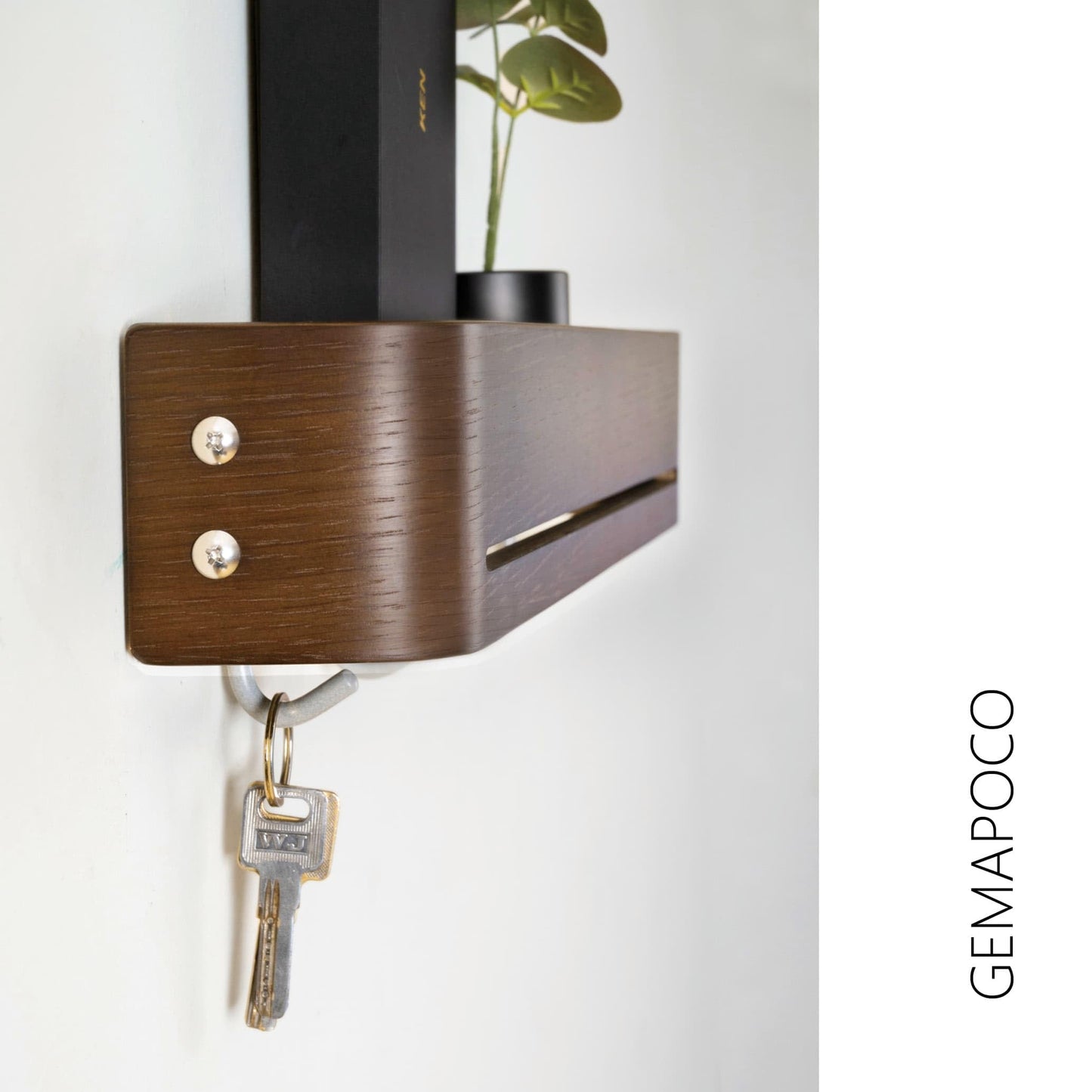 GEMAPOCO® Key Holder Wall Mount with 5 Retractable Hooks,17-Inch Finland-Designed Key Hanger with Shelf, Modern Coat Rack Wall Mount,Minimalist Space-Saving Entryway & Hallway Furniture - Walnut Brown