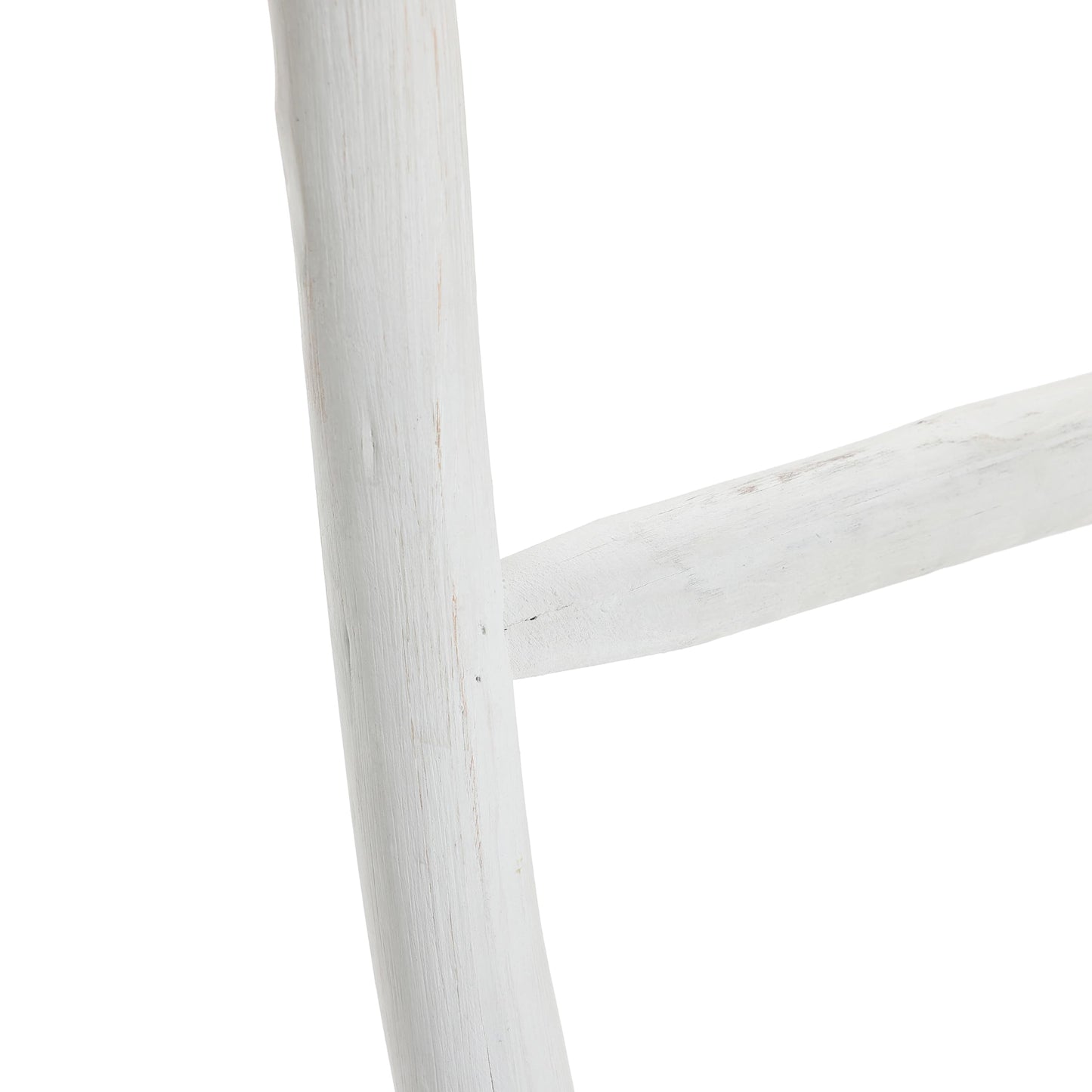 LuxenHome Rustic Blanket Ladder, 59'' White Solid Wood 5-Rung Blanket Ladder, Boho Furniture for Living Room, Bathroom Towel Rack Home Decor Accessories, Towel Stand