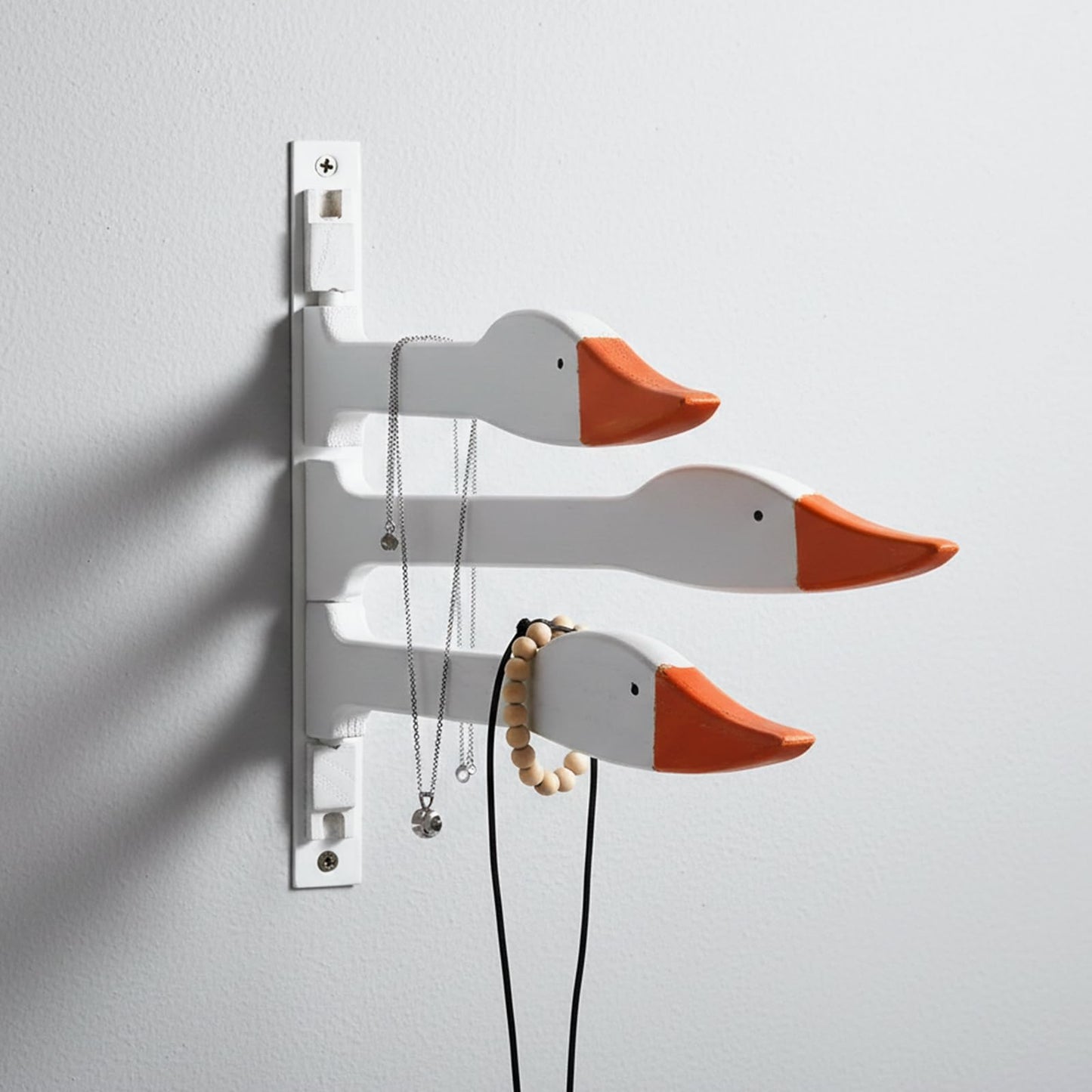 Sliner Silly Goose Neck Wall Hooks Wooden Goose Nursery Decor Rotating Retractable Jewelry Holder Wall Mounted Cute Towel Hanger Modern Jewelry Storage Hooks for Nursery Bathroom Bedroom Home Decor