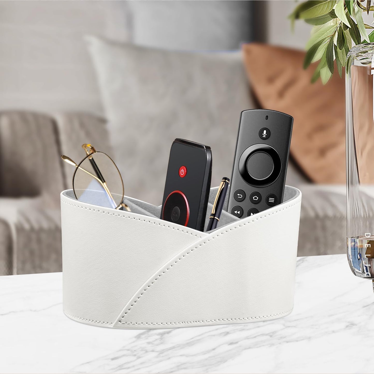 YAPISHI Remote Control Holder with 3 Compartments, Modern Design Desk Accessories Workspace Organizer for Office/School/Home, Modern PU Leather Nightstand Caddy Organizer for Makeup/Vanity/Stationery