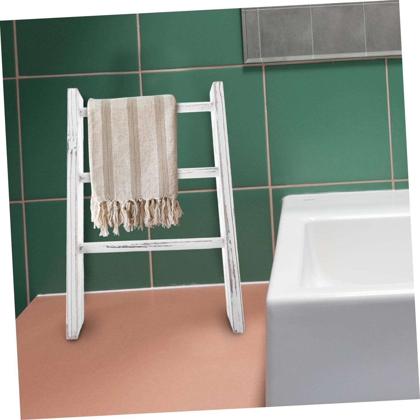 FONDOTIN Rustic Mini Ladder Towel Rack Charming Bathroom Decor for Tea Towels Blankets Elegant White Display Stand for Farmhouse Style Practical Accessory for Rustic Bathrooms