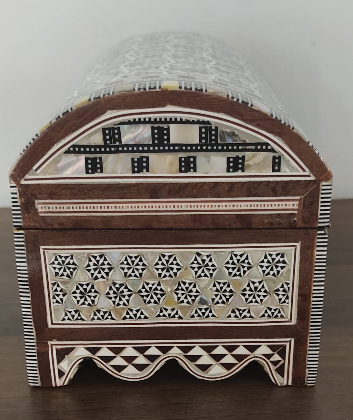 Handmade Egyptian Jewelry Box – Mother of Pearl Inlay – Decorative Wooden Trinket Box for Women Oriental Keepsake Storage Organizer ((8" X 5" x 5" inch M04)