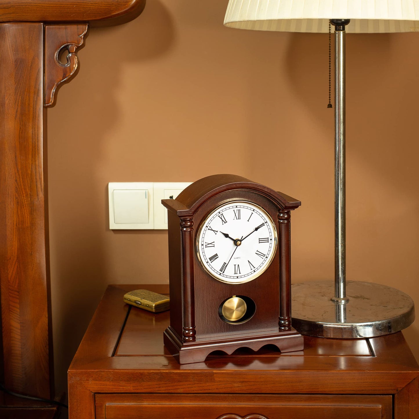 AYRELY® Classic Grandfather Mantel Clock for Living Room Déco, Elegant Wooden Finish, Gold-Tone Pendulum, Desk Clock for Living Room, Bedroom, Farmhouse Décor