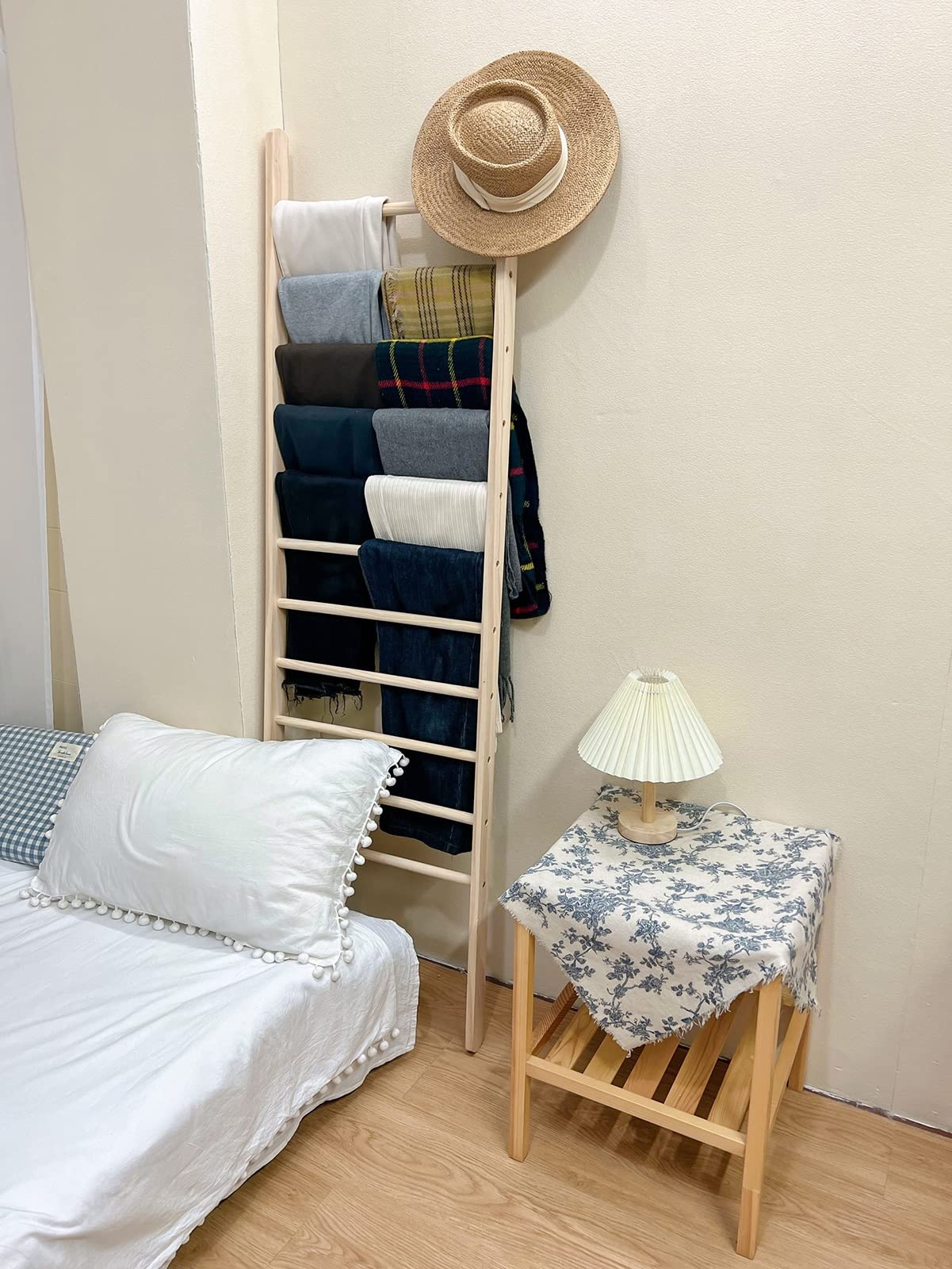 Bedroom Wall Leaning Pants Towel Ladder Rack Holder,Floor Standing Wooden Narrow Storage Organizer Stand for Jeans Clothes Blanket,Space Saving(11 Tier)
