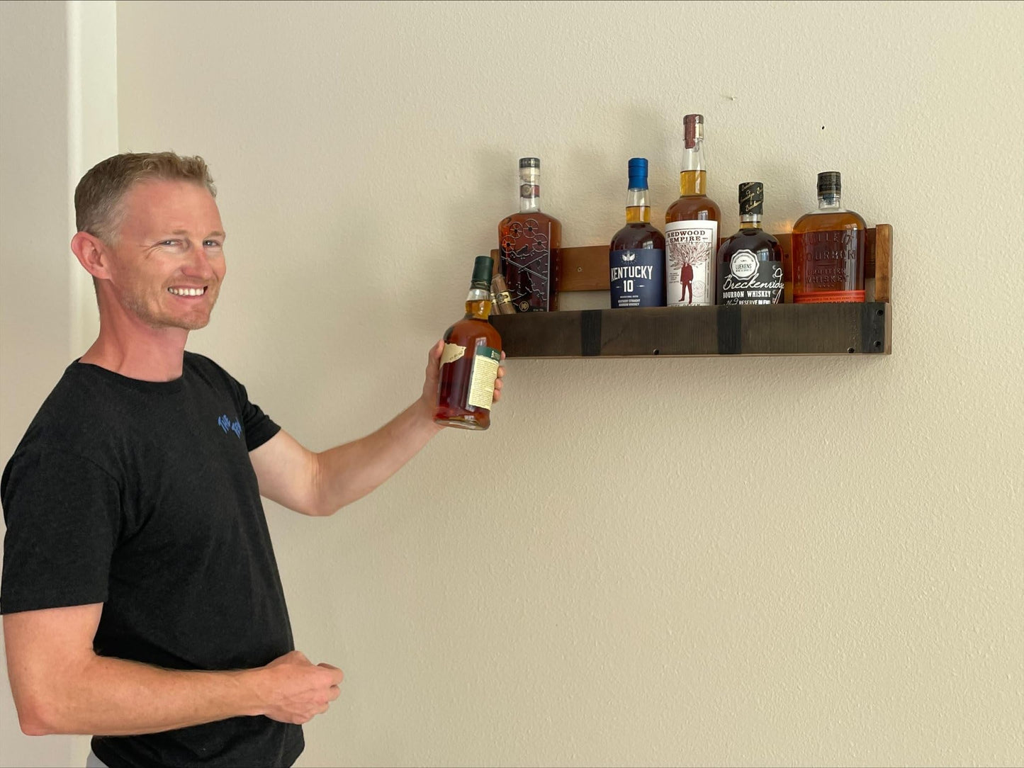 Liquor Bottle Display Shelf – Whiskey Barrel Bar Shelf for Whiskey, Wine & Bourbon – Rustic Wall-Mounted Wooden Shelves, Countertop Rack, Stylish & Space-Saving Small Liquor Cabinet for Enthusiasts