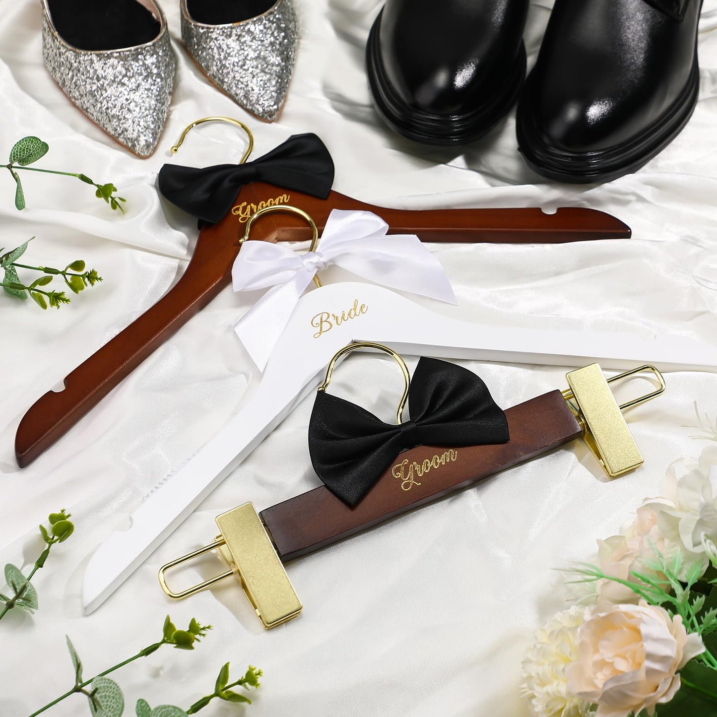 Beeveer 3 Pcs Bride and Groom Hangers for Dress Suit with Clips Wedding Wooden Hanger with Bow Tie for Mr and Mrs Shirt Tuxedo Suit Bridal Wedding Gift Bridesmaid Party Shower