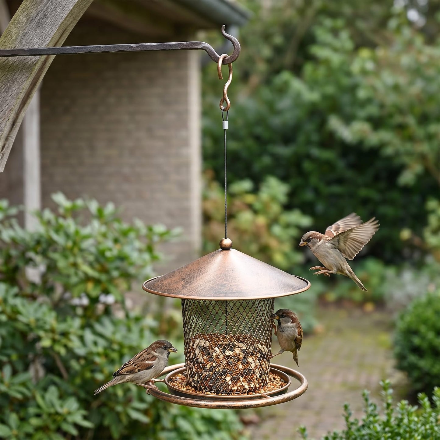 Bird Feeder, Weatherproof Wild Bird Feeders for Outdoors, Birds Feeding Station Metal Round Roof Birdfeeder for Garden Yard Outside Hanging Decor