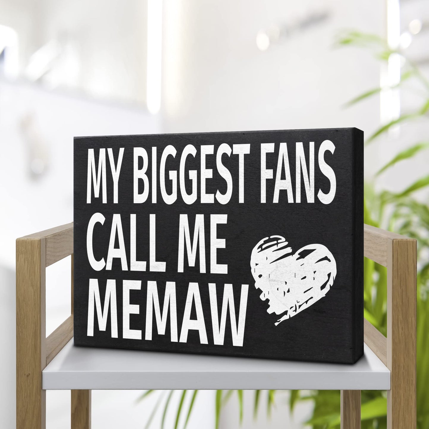 JennyGems 'My Biggest Fans Call Me Memaw' Wooden Sign - Gift for Memaw, Shelf Decor and Wall Hanging, Made in USA