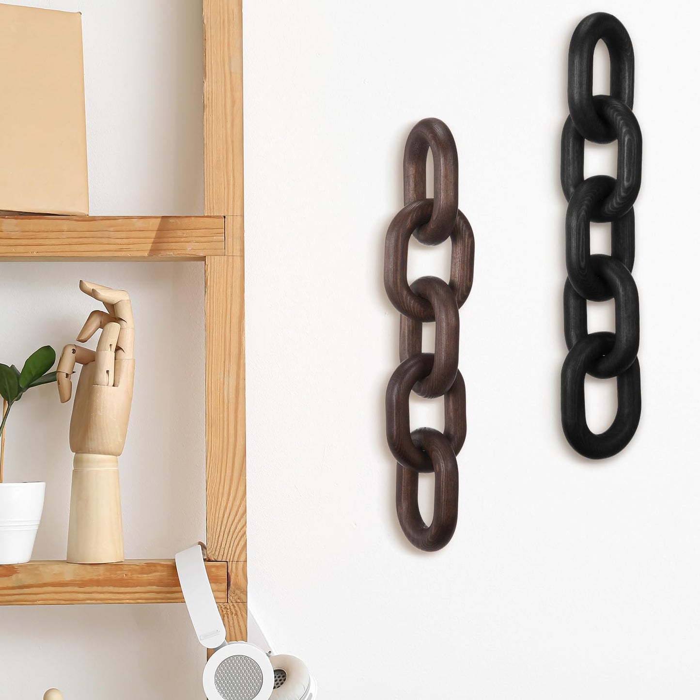 Queekay Decorative Wood Chain Link Decor Rustic 5 Link Wooden Chain Ornament Farmhouse Home Decoration Hand Carved Crafts Book Shelf Decor Items for Coffee Table(Dark Walnut,13.78 Inch)