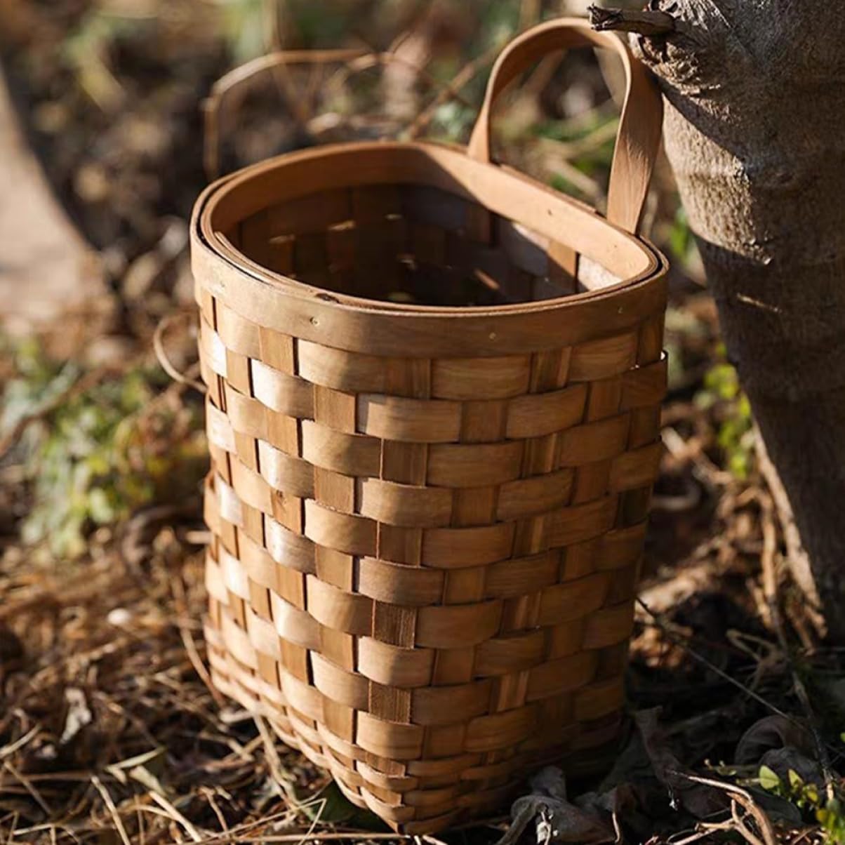 BESPORTBLE Wooden Wall Flower Basket Small Woven Basket Bread Basket Jute Hanging Basket Garlic Basket Hanging Wall Basket Wall Mount Baskets Potato Onion Storage Basket Wicker Vase, 25X17X13.5CM