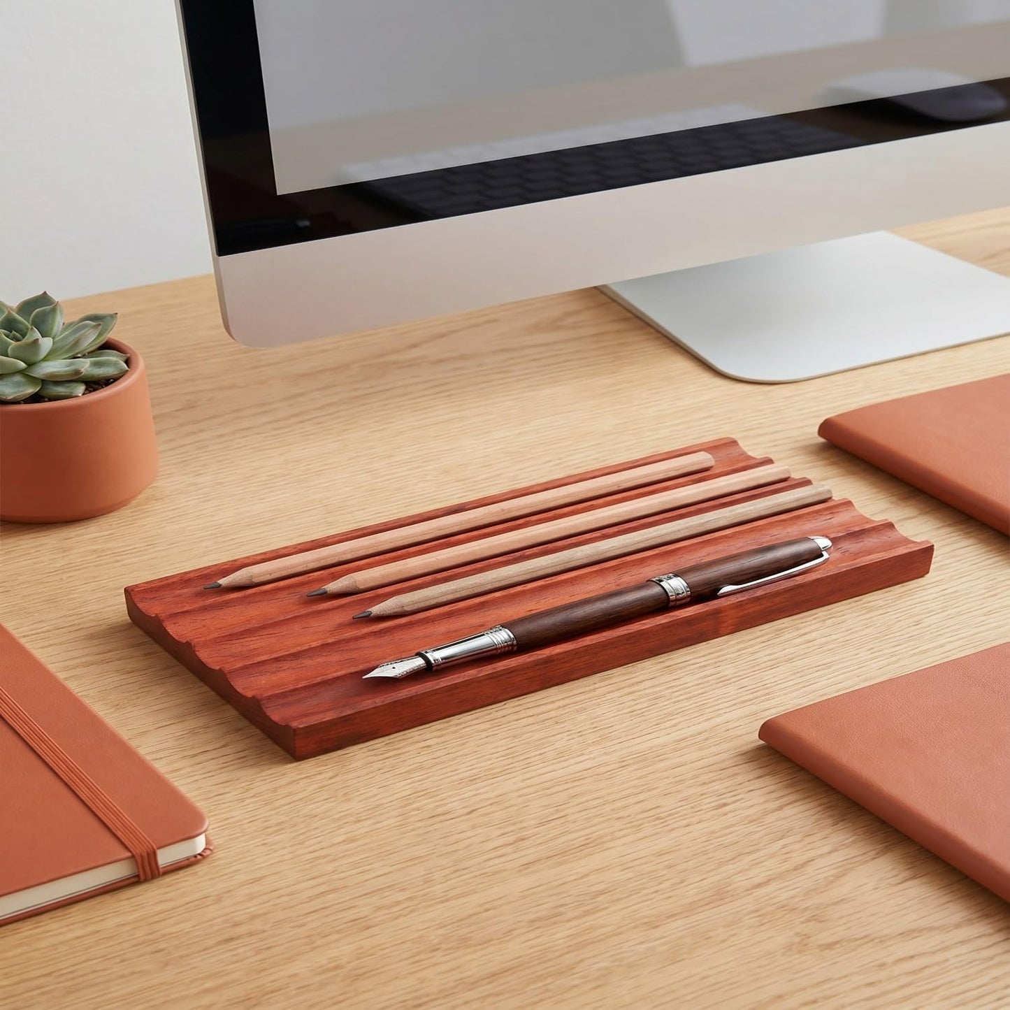 JUTSTJUKO Pen Holder for Desk Rustic Wooden Pencil Holder for Desk,Desk Writing Stationary Organizer Wood Pen Holder Cups Office School Supplies Storage (Red Pear)