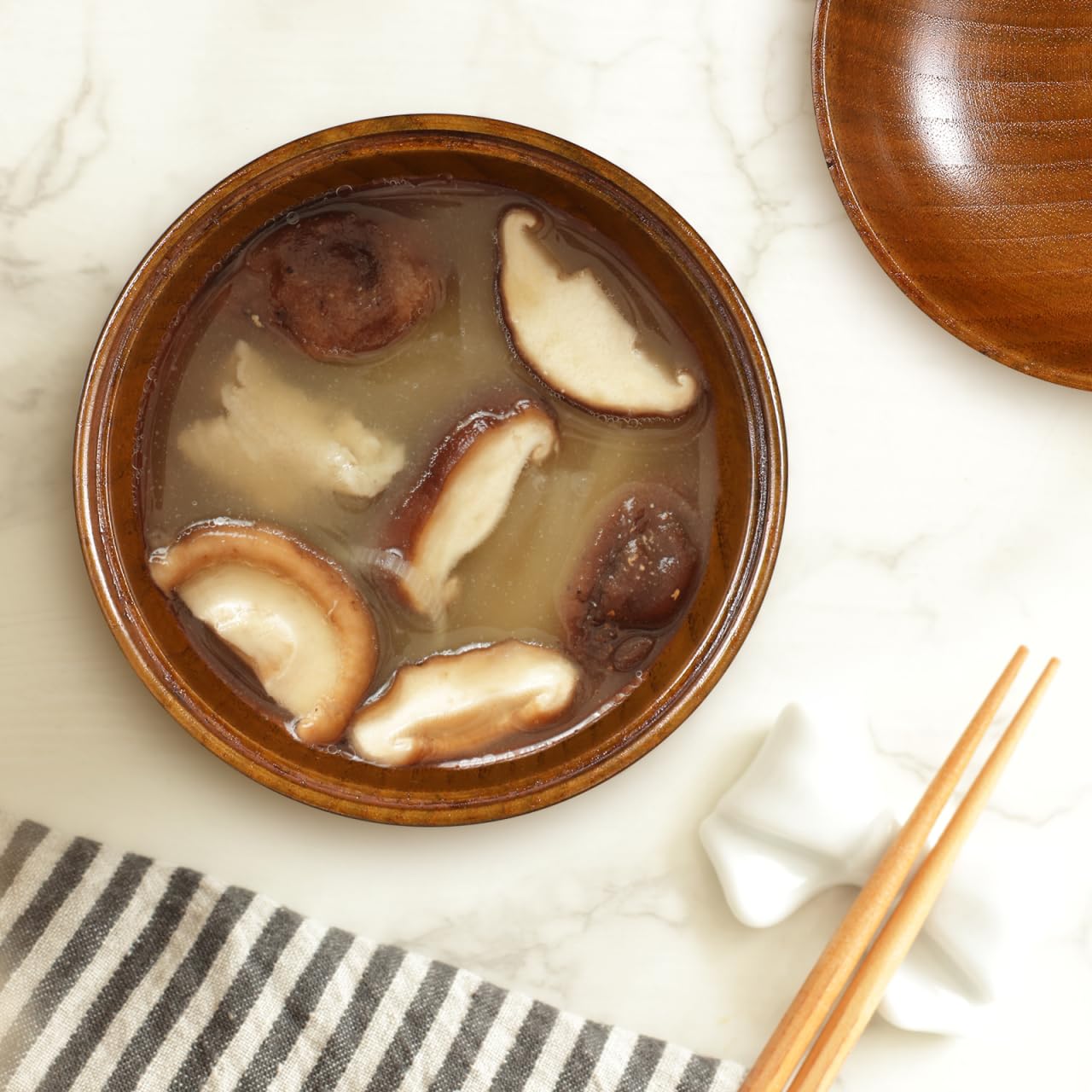 Luxshiny Miso Soup Bowls with Lid Set of 2: Wooden Soup Bowls for Home Kitchen Restaurant - 3.93x3.54x3.54inch