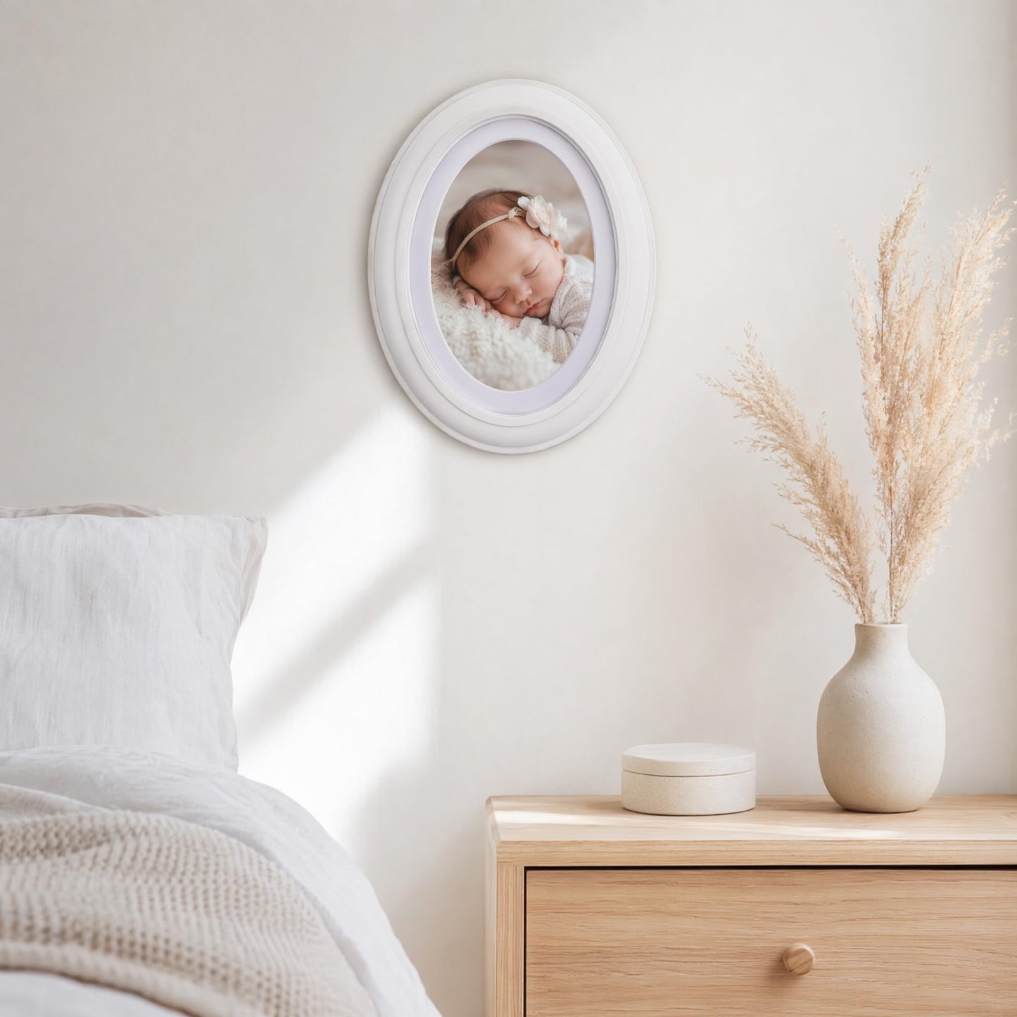 ABOOFAN 5 Pack Oval Picture Frame 5x7, Wooden Oval Photo Frame for Wall Decor, Timeless White Design for Family Portraits, Wedding Baby Photos, Easy to Hang with Seamless Nail and Hook
