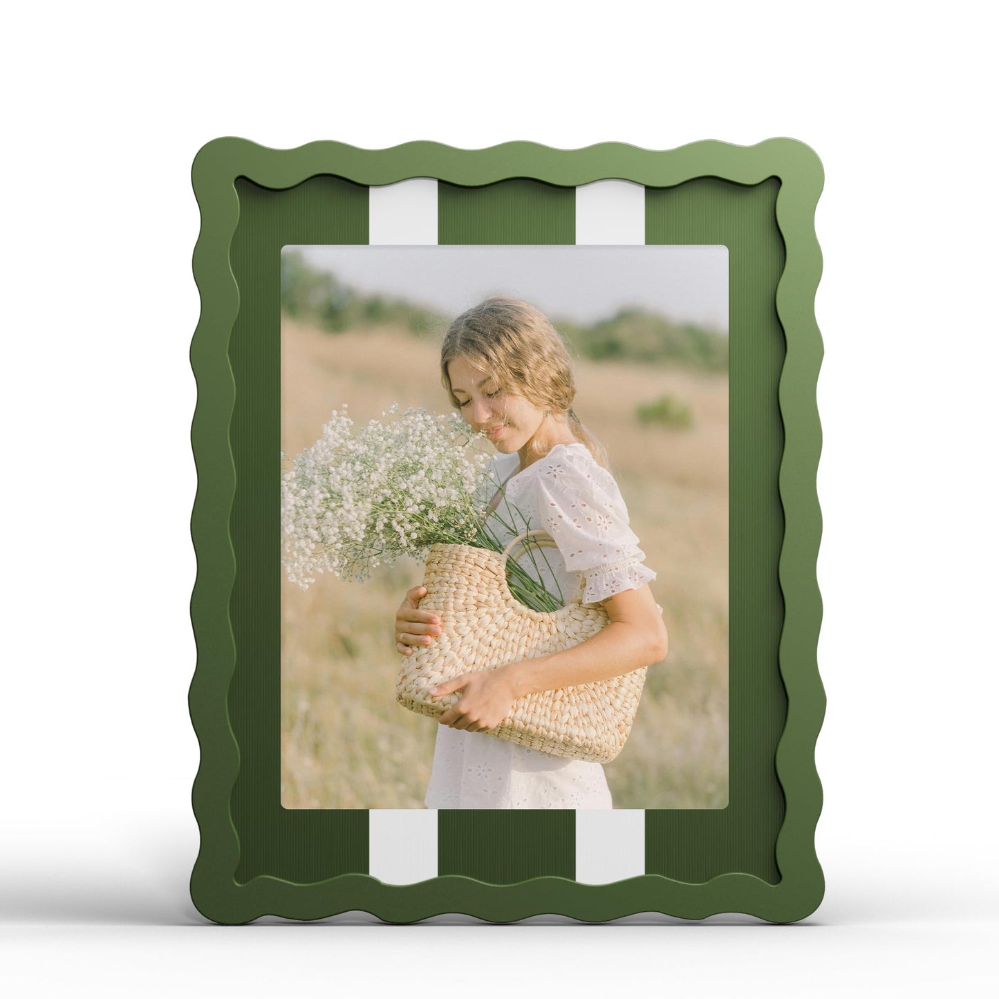 YESKAY 8x10 Picture Frame with Real Glass,Wavy Edge Wooden Photo Frame for 6x8,Cute Scalloped Picture Frame for Tabletop or Wall Hanging,Green,1 Pack