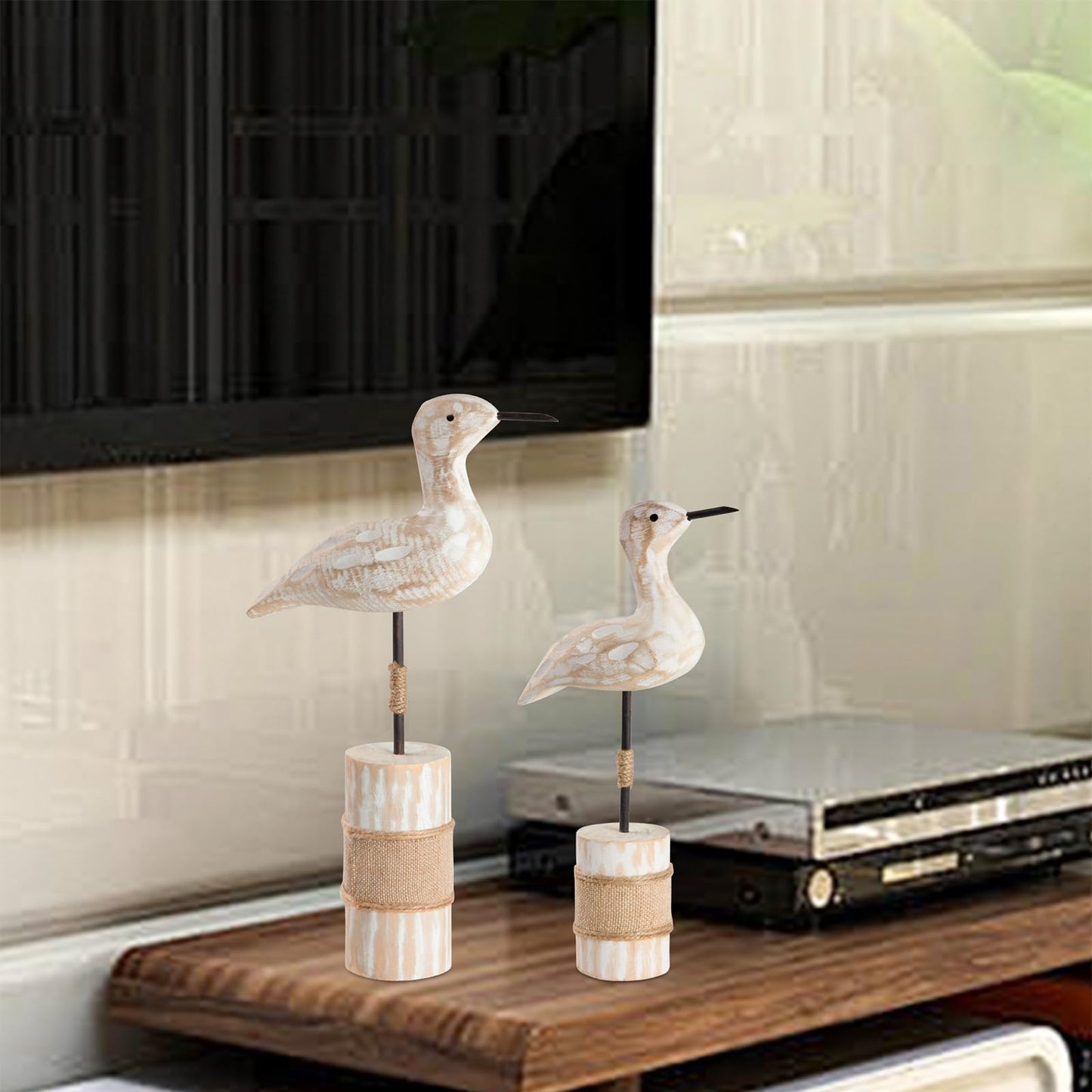 LaLamona White Seagull Statues Nautical Decor, Wooden Sea Bird Statues for Coastal Beach Ocean Home Table Decoration, 2Pcs