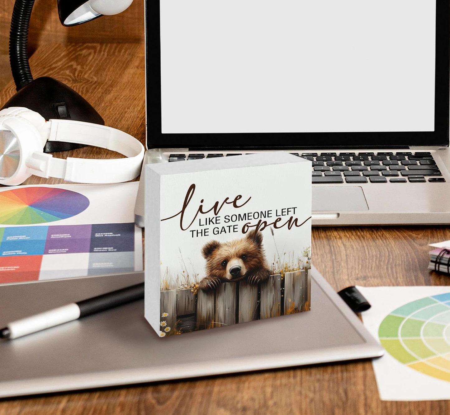 Rustic Bear Sign - Live Like Someone Left The Gate Open Wooden Box Signs, Bear Decorations For Home, Farmhouse Wood Decoration Home Decor For Desk Table Shelf 6x6 Inch Decorative Signs & Plaques