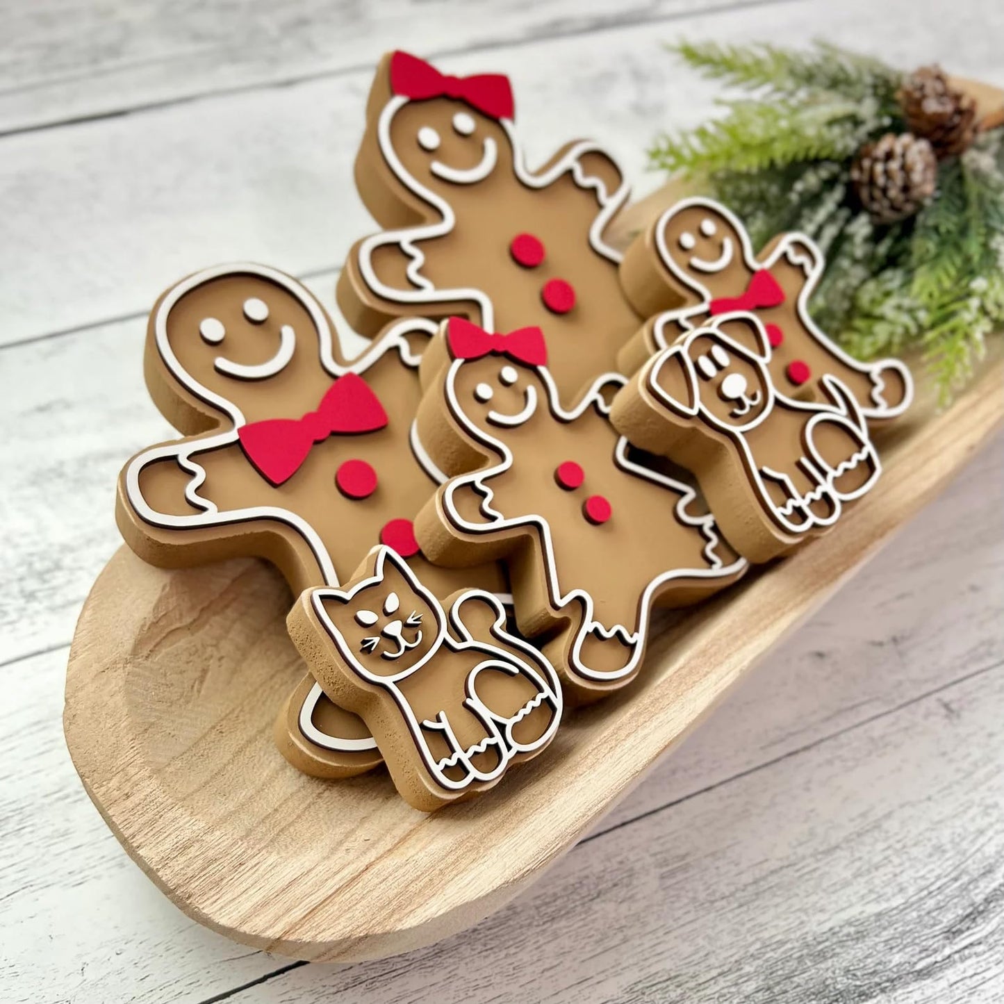 Wooden Gingerbread Family Shelf Sitter, Chunky Wood Gingerbread Cutout, Christmas Decoration, Christmas Mantel Decor, ChristmasTable Decor (Small Girl)
