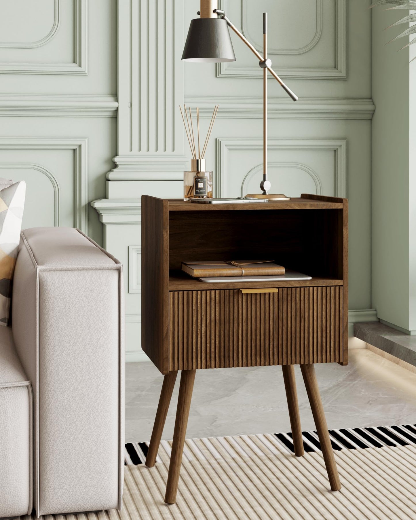 Veegle Nightstand,Modern Bedside Table with Storage Drawer and Open Wood Shelf, Accent Night Stand with Solid Wood Legs for Living Room, Bedroom and Small Spaces,Easy Assembly (Walnut Brown)