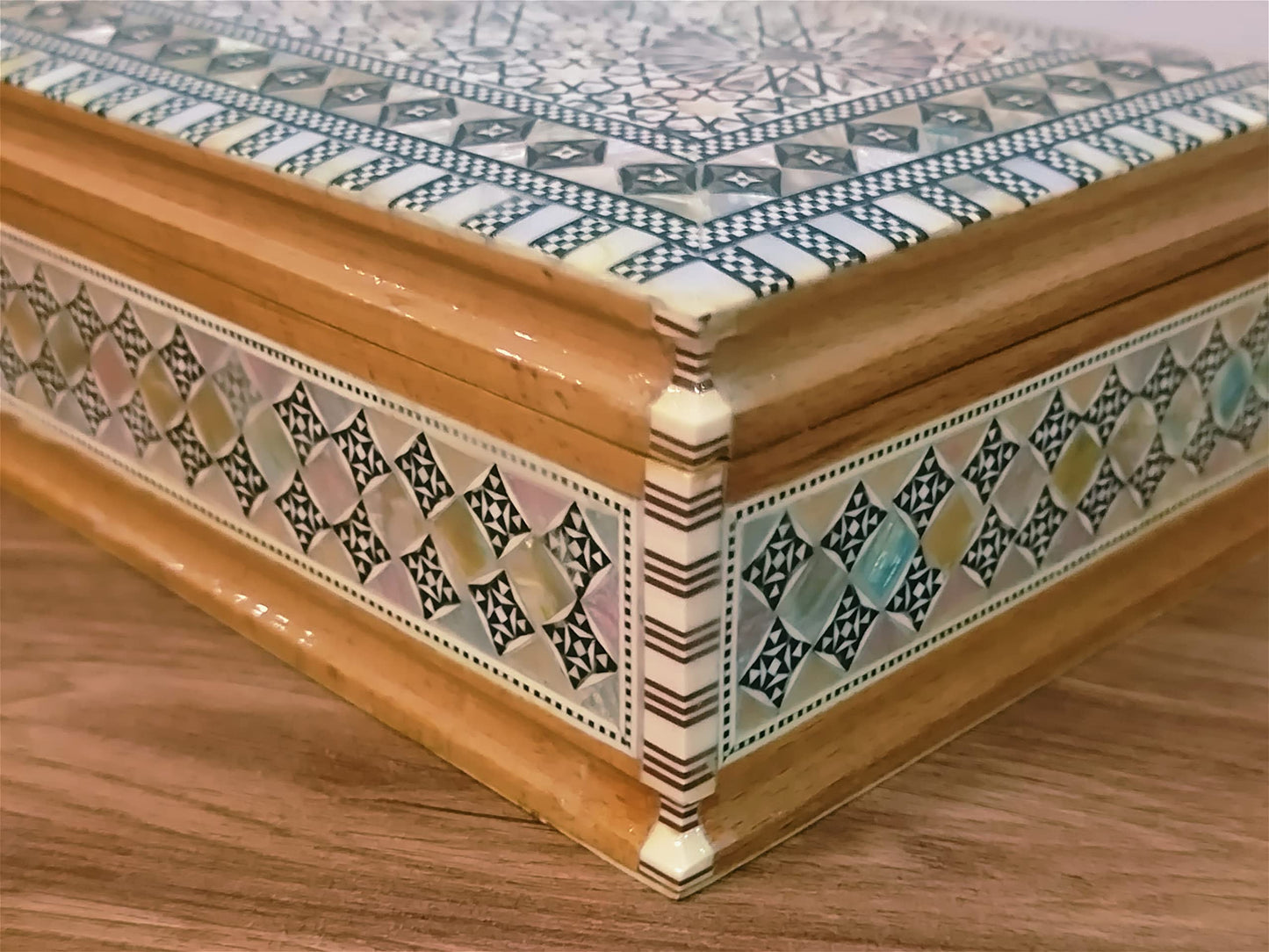 FAMA.store Handmade Egyptian Jewelry Box – Mother of Pearl Inlay – Decorative Wooden Trinket Box for Women Oriental Keepsake Storage Organizer (8.8" x 5.8" x 2.8"inch M05)