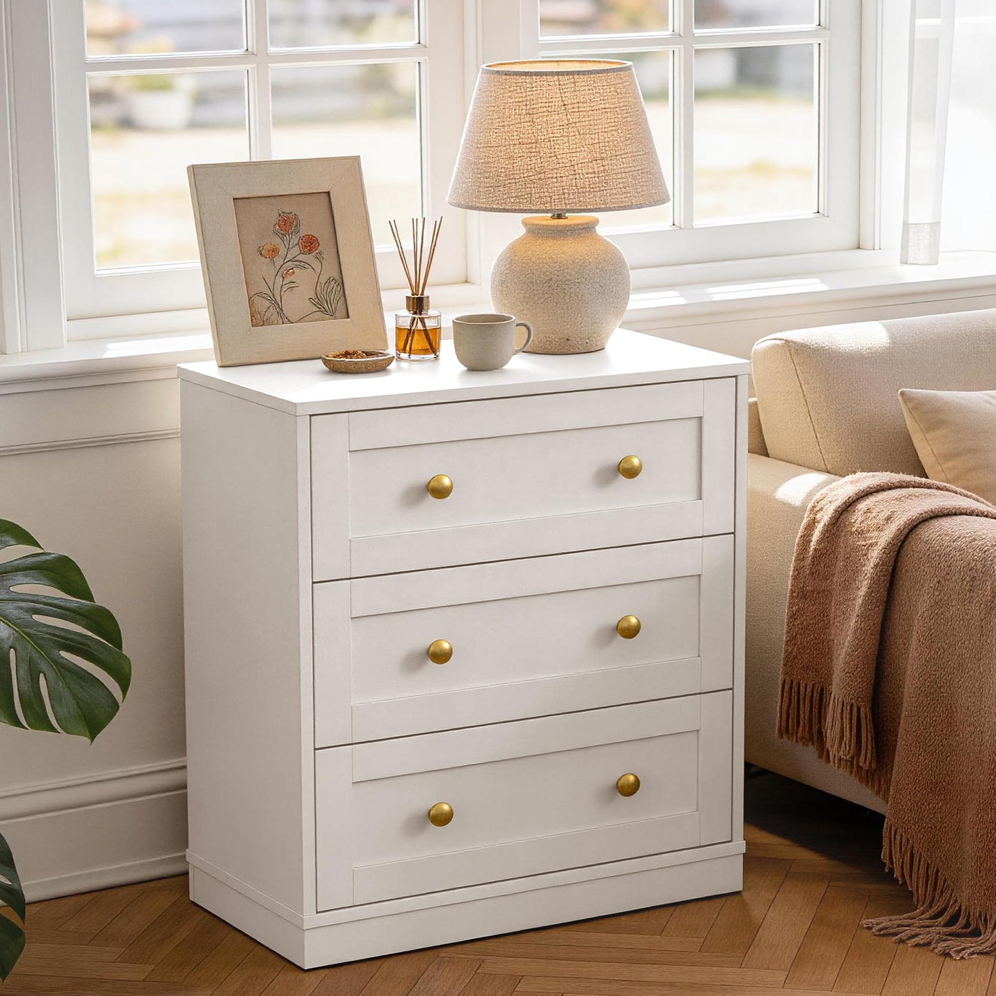 RoyalCraft White 3 Drawer Dresser, Small Dresser for Bedroom, Wood Nightstand with Drawers, Modern Chest of Drawers for Closet, Living Room, Entryway