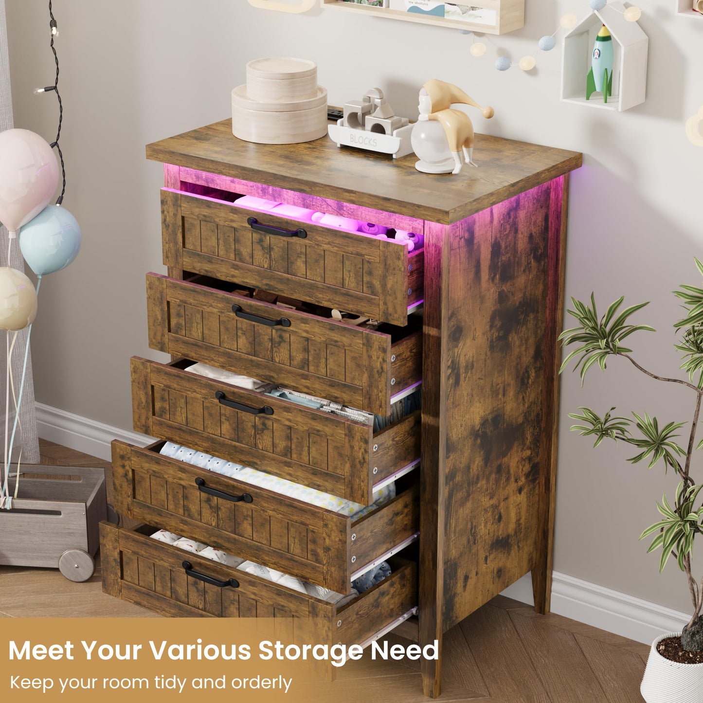Garvee 44.9'' Tall 5 Drawer Dresser with Power Outlet & LED Lights