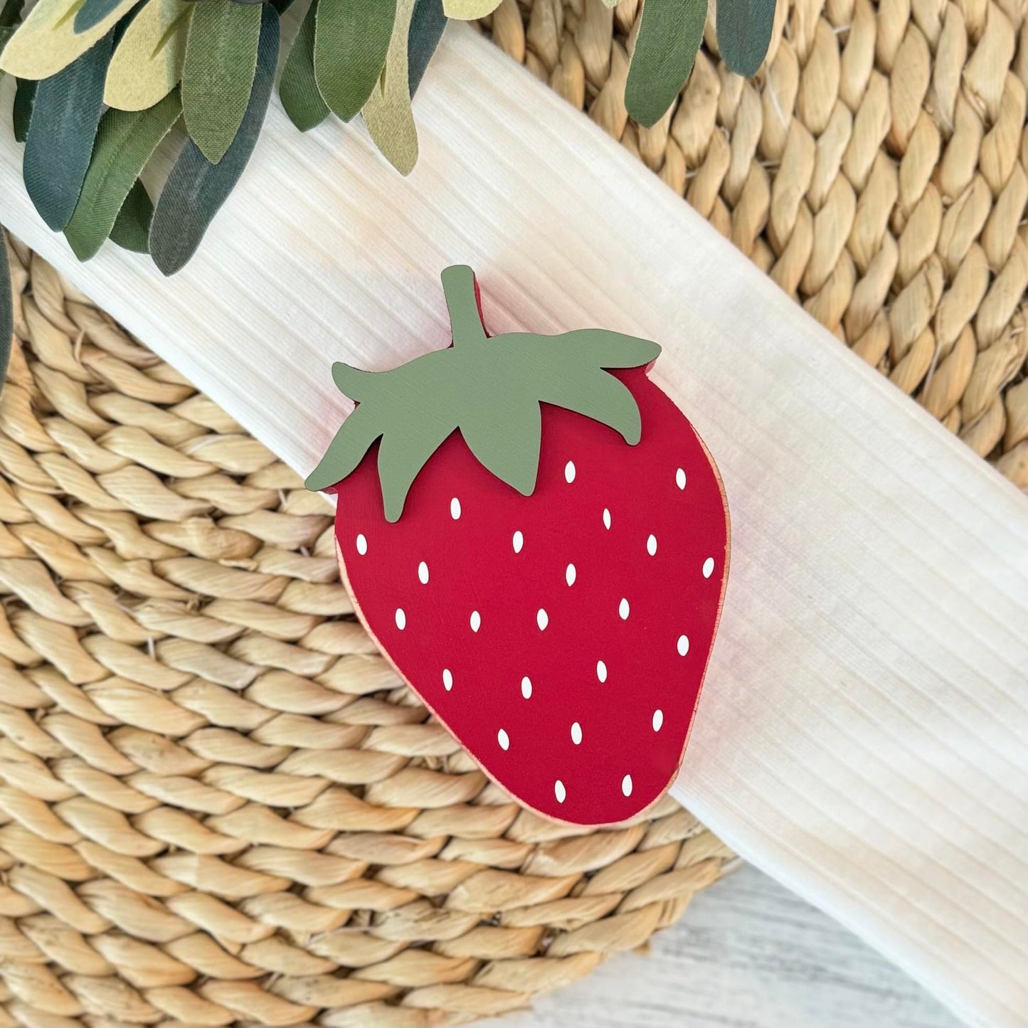 Chunky Wood Strawberry Shelf Sitter, Summer Tiered Tray Decor, Farmhouse Strawberry Decoration, Strawberry Wood Cutout, Fruit Decor