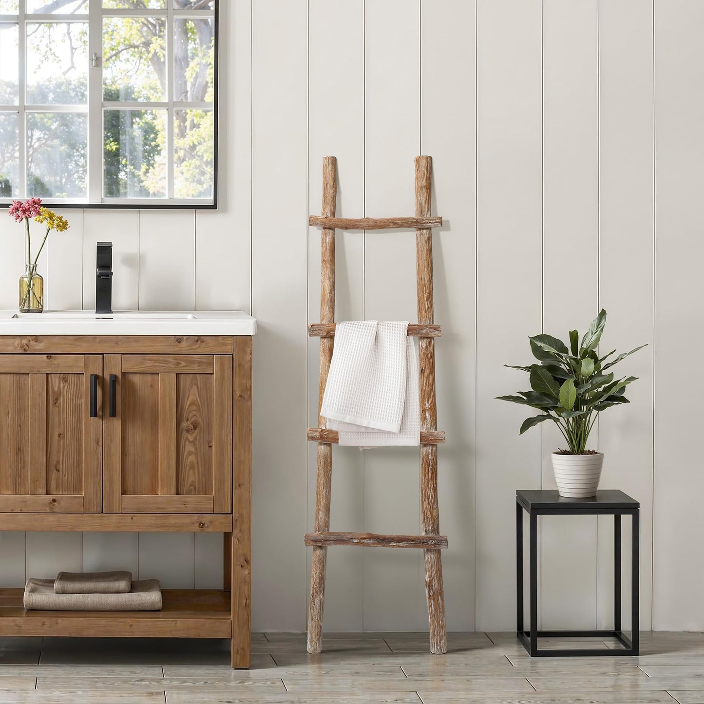 LuxenHome 60-Inch Tall Solid Wood Natural 4-Rung Blanket Ladder