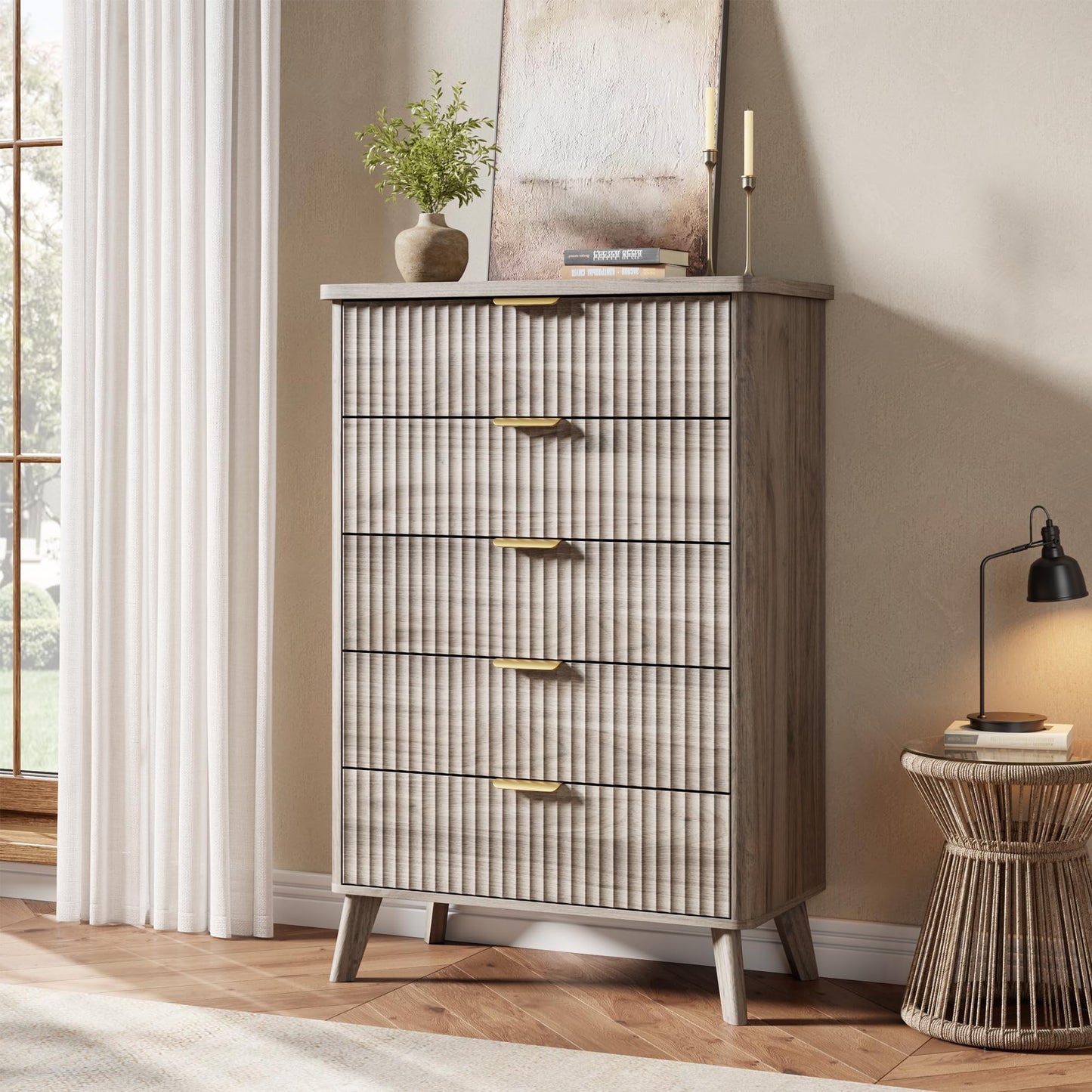 GarveeHome Fluted Dresser for Bedroom with 5 Deep Drawers, 47.2 in Tall Chest of Drawers, Curved Profile Design, Modern Wooden Dresser, for Living Room, Kids Room, Hallway, Grey