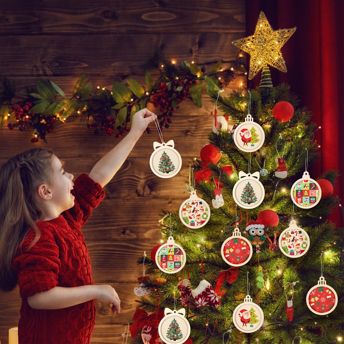 Gerrii 30 Pcs Christmas Wooden Ornaments to Paint 4 Inch DIY Unfinished Blank Round Wood Cutouts Wooden Discs Slices Hanging Ornaments for Christmas Holiday Xmas Tree Decoration DIY Crafts in 5 Shapes