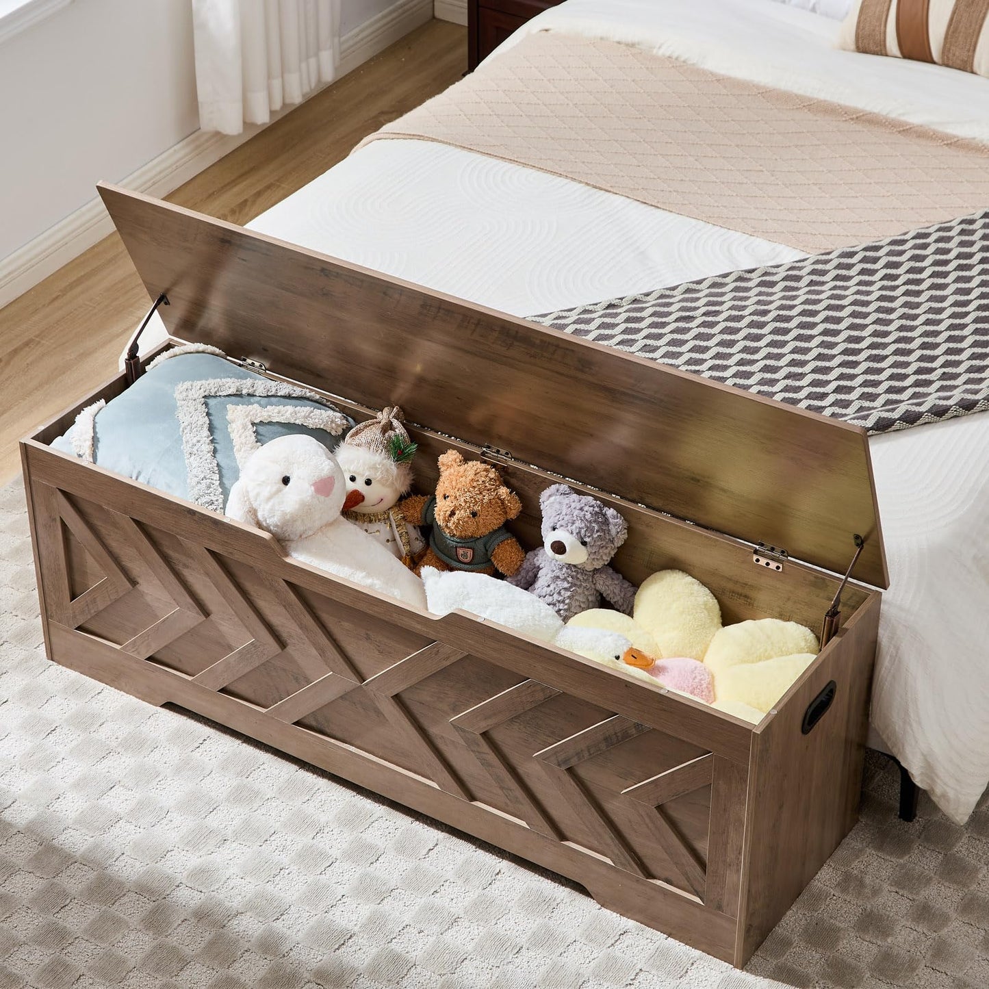 XDliv 55.1” Storage Bench, Extra Large Entryway Bench with Storage,Storage Chest with 2 Safety Hinges,Blanket Storage,Shoe Storage Chest for Bedroom,Living Room,Easy Assembly. (Greige)