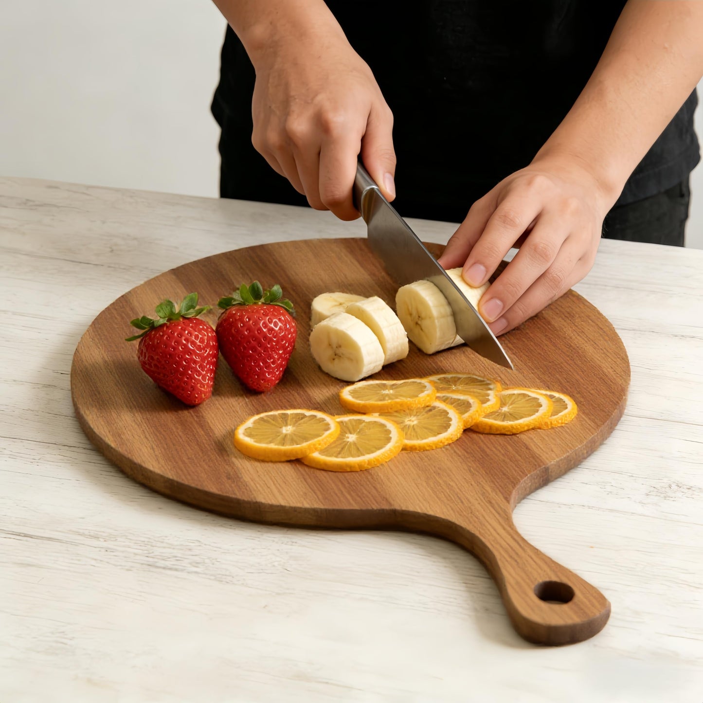 Eugelrom Acacia Wood Round Cutting Board with Handle -16" x 12" Large Charcuterie Board, Wooden Chopping Board for Kitchen, Meat & Cheese Serving Tray, Decorative Butcher Block, Ideal for Pizza