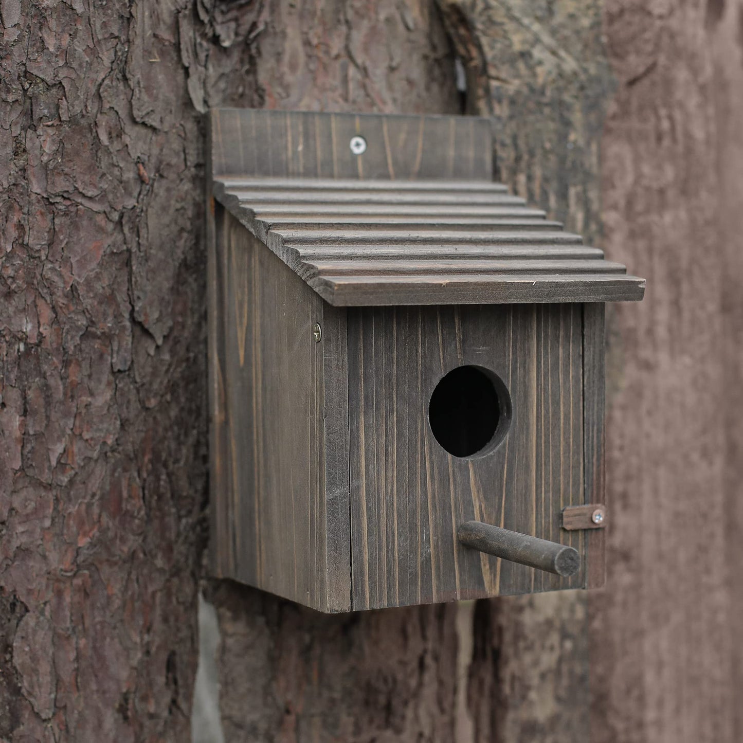 NATUREYLWL Weatherproof Bird House, Wooden Bird Houses for Outside with Pole, Durable Birdhouse for Finch, Bluebird, Cardinals, Hanging Birdhouse Garden Country Cottages