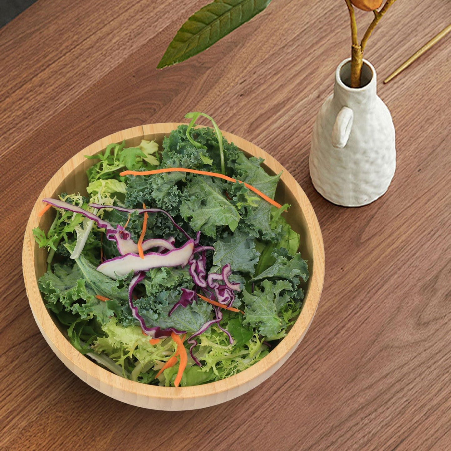 ZTHapwa Bamboo Salad Bowls, 8 Inch Big Round Bamboo Wooden Bowls for Salads/Fruits/Pasta/Vegetables, 49 Fl oz Handcraft Serving Bowl for Entertaining and Party, Rustic Home Decor Set of 2