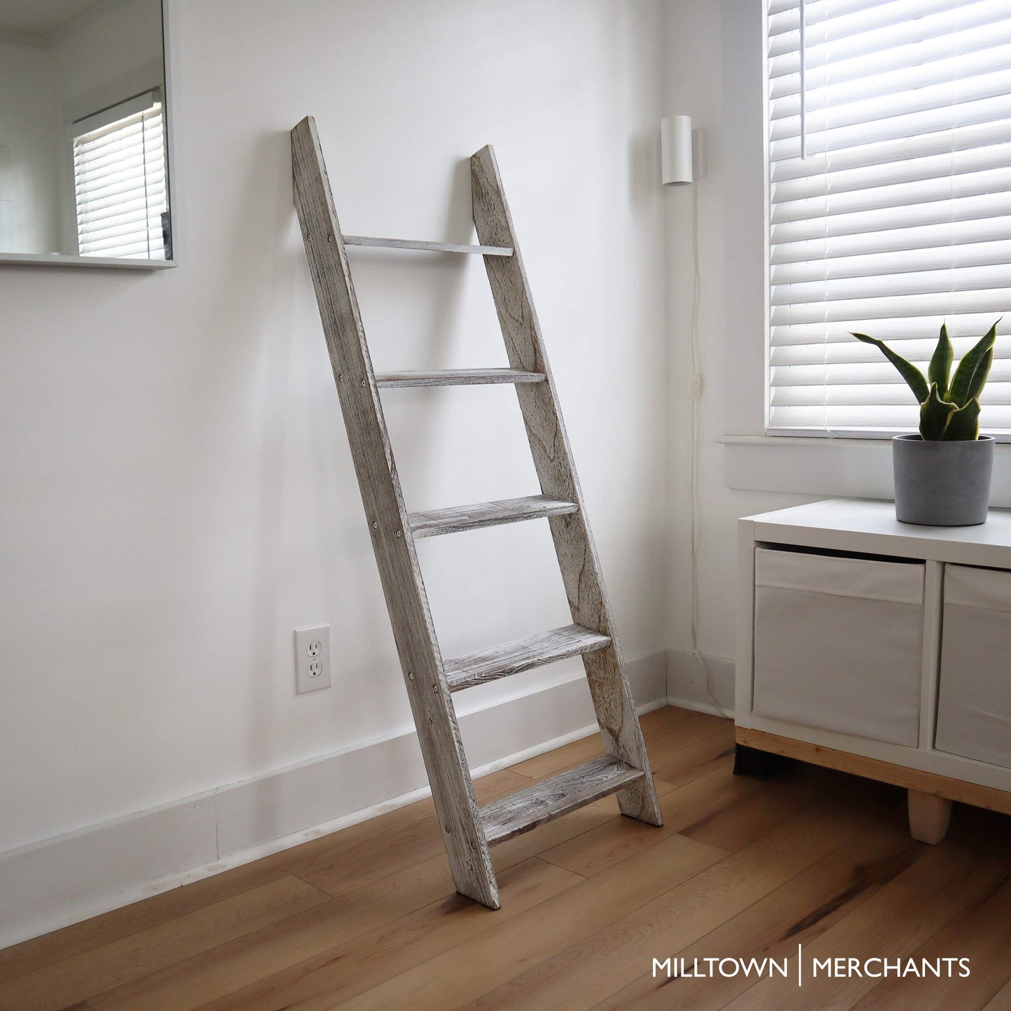 Distressed White Blanket Ladder by Milltown Merchants