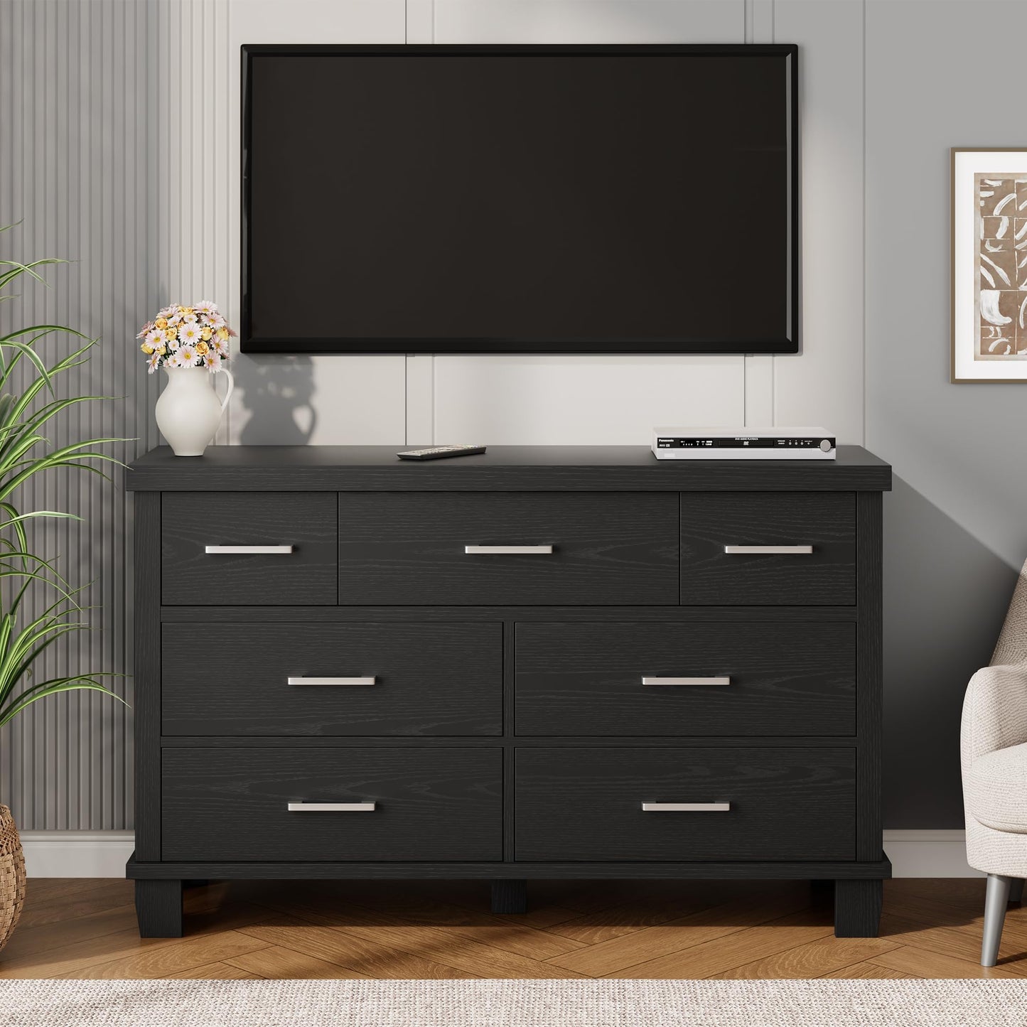 GarveeHome 7 Drawer Dresser for Bedroom, Wide Wood Chest of Drawers with Metal Handles, Large Storage Organizer for Living Room, Hallway