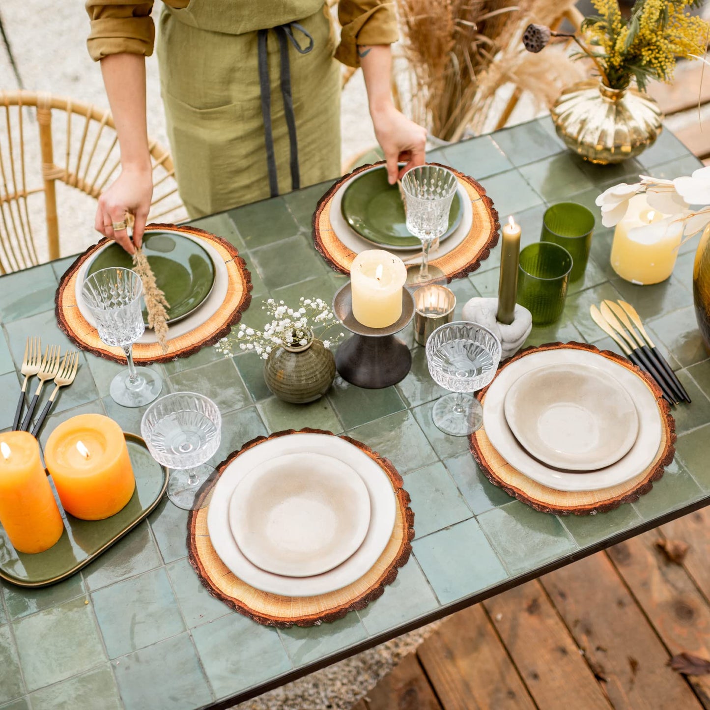 TaoBary 100 Pcs Disposable Wood Slice Woven Paper Placemats Rustic Charger Round Place Mat Bulk Table Paper Placemat for Farmhouse Birthday Wedding Dinner Baby Shower Hawaii Party Supply (Wood Slice)