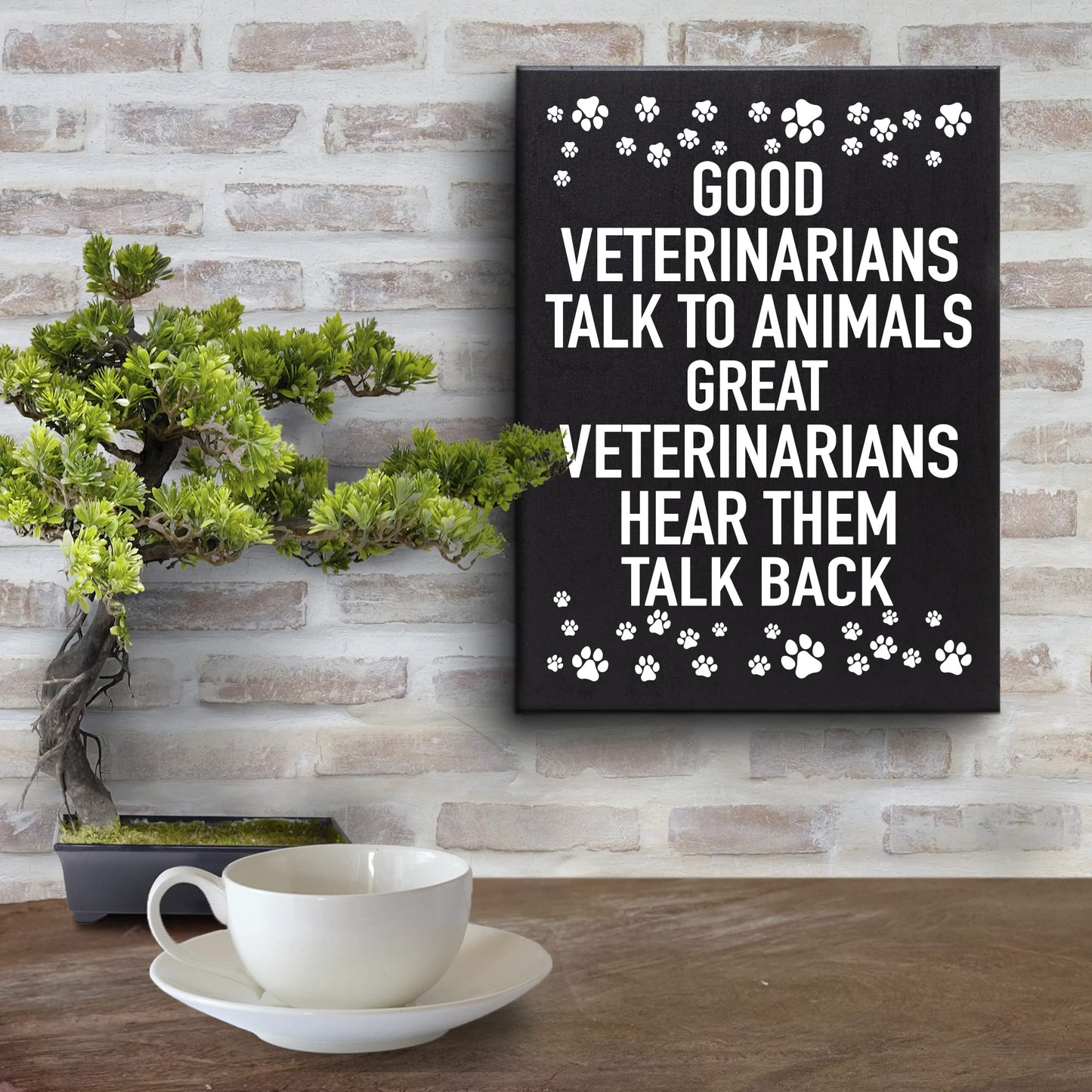 JennyGems Veterinarian Gifts, Good Veterinarians Talk To Animals Great Veterinarians Hear Them Talk Back Wooden Sign, Shelf or Wall Hanging