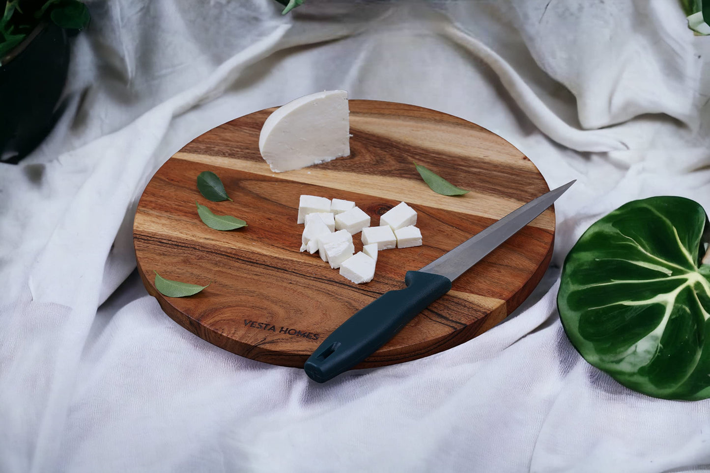 Vesta Homes Wooden Round Chopping Board/Cutting Board/Serving Board, Plate for Pizza, Vegetables, Fruits and Cheese Acacia Wood 11.5 x 11.5 Inches Handcrafted Natural
