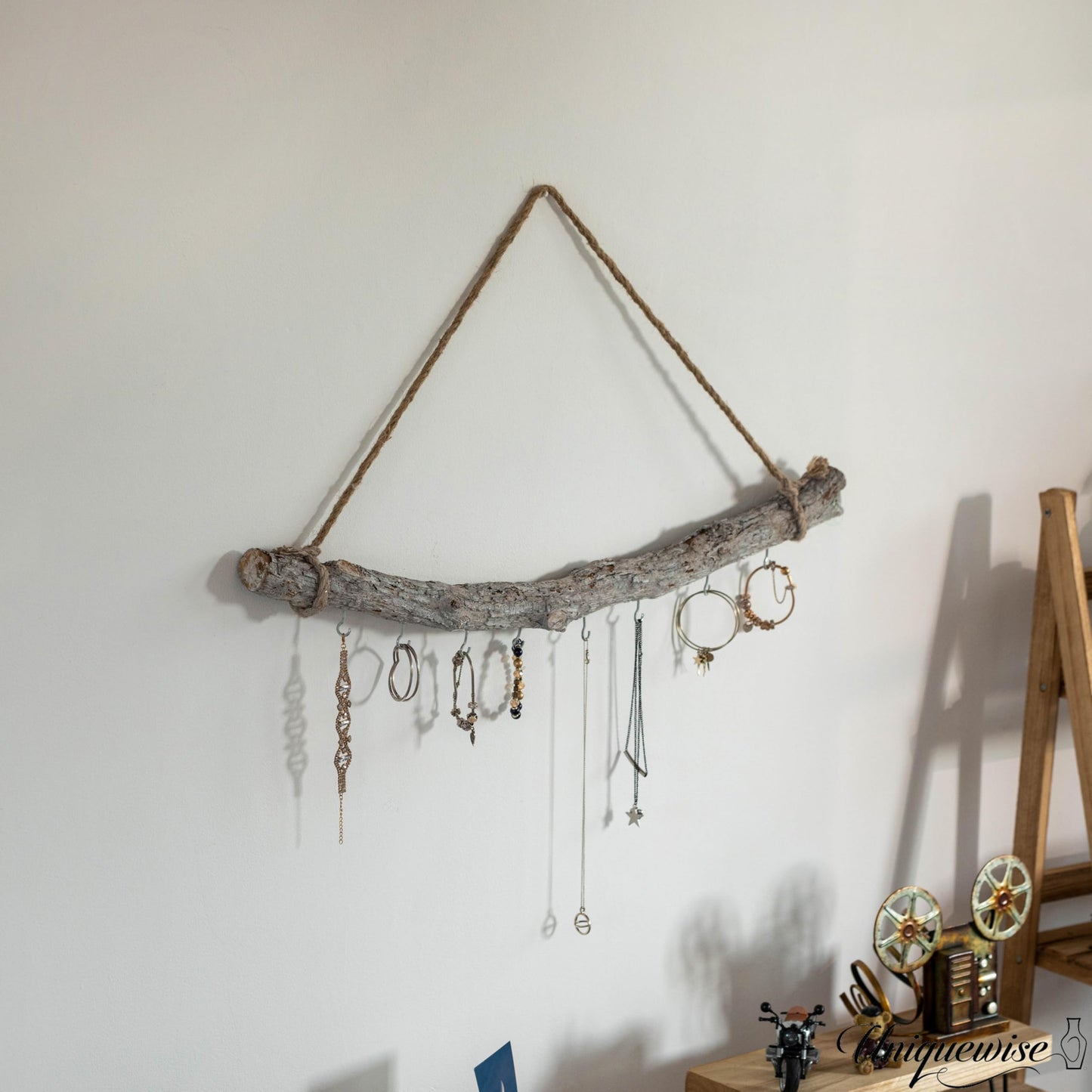 Uniquewise 32-inch Natural Decorative Jujube Wooden Log Hanging Farmhouse Wall Decor with 8 Hooks for Keys Hats and Wall Accessories - Perfect for Entryway Living Room Kitchen Hallways and Dining Area