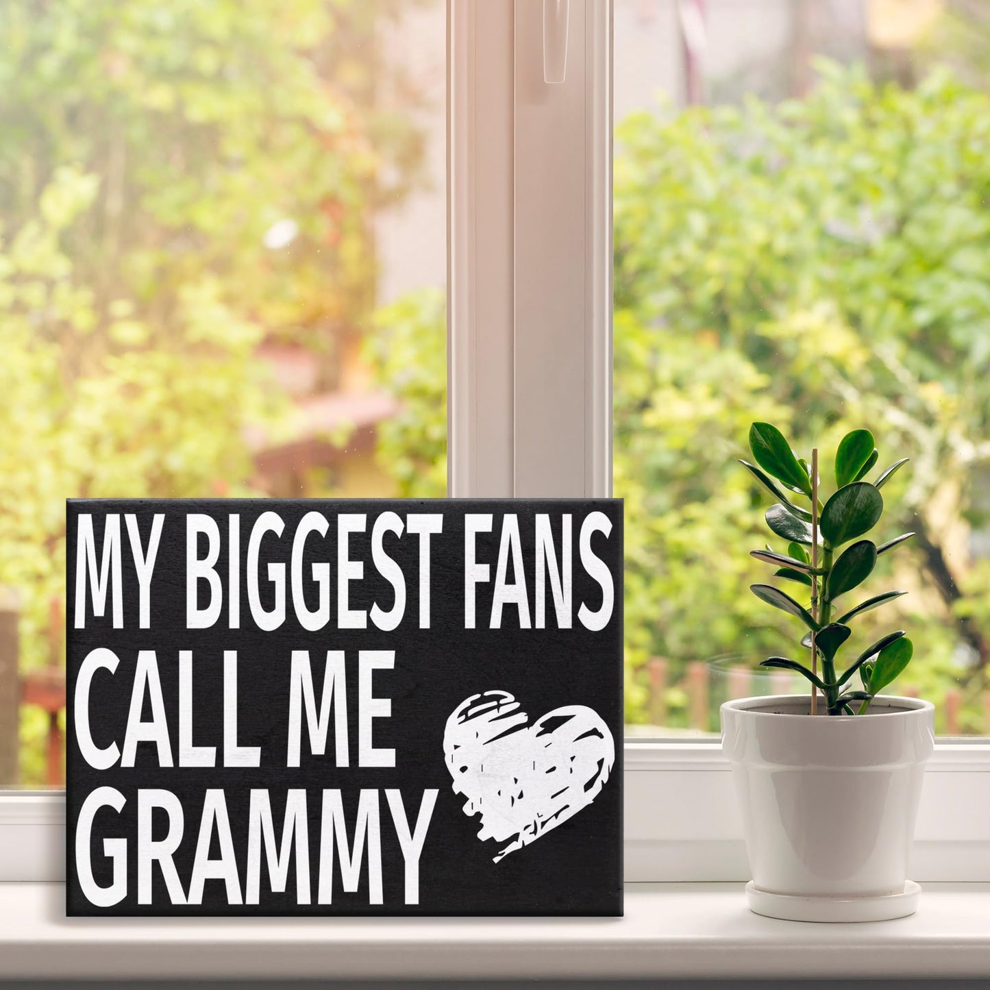JennyGems My Biggest Fans Call Me Grammy Wooden Sign – Home Décor Shelf and Wall Display, Thoughtful Gift for Grammy