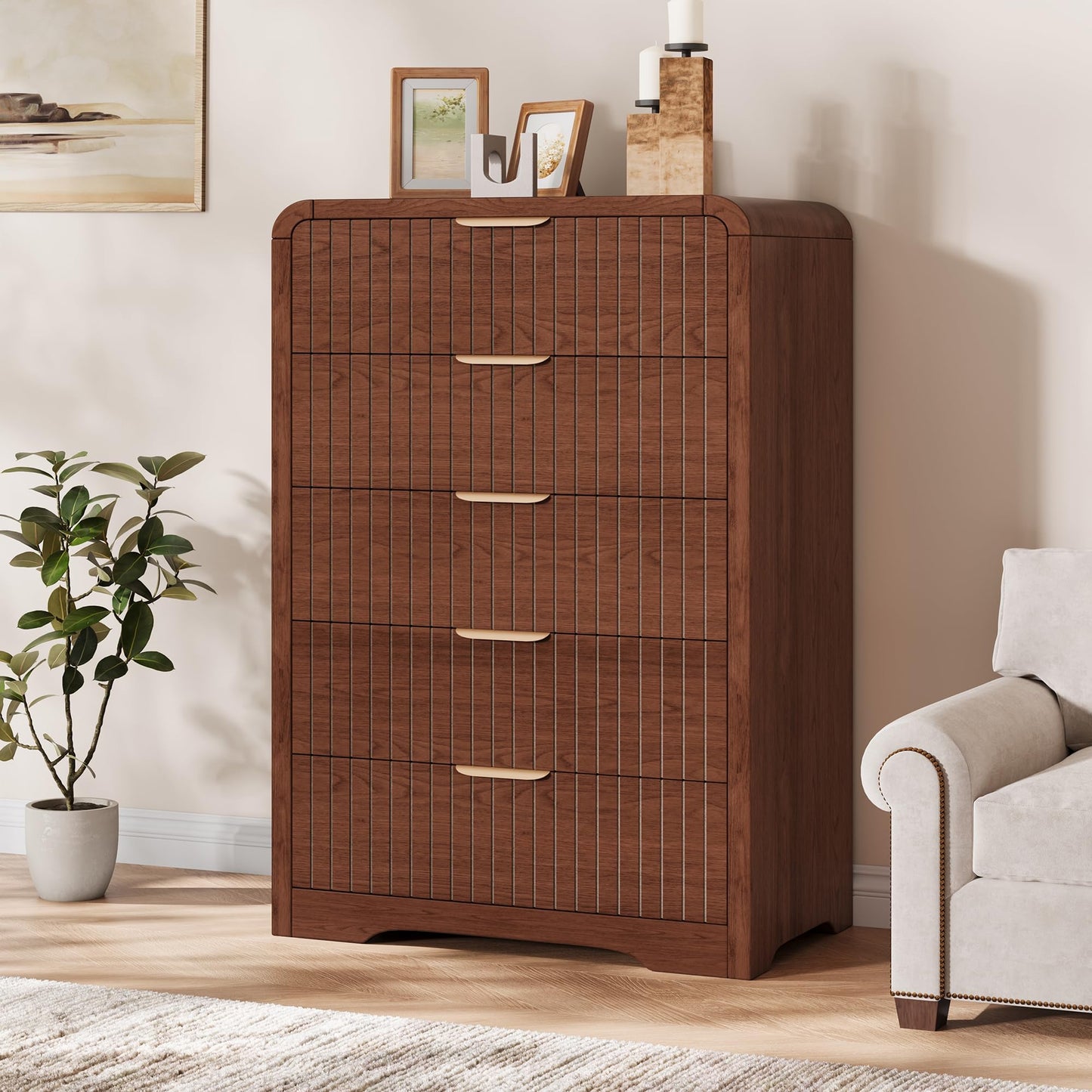 Jocoevol Fluted 5 Drawer Dresser, 43" Tall Dresser Chest of Drawers Curved Profile Design, Wood Mid Century Vertical Dresser Natural Texture for Bedroom, Walnut Dresser