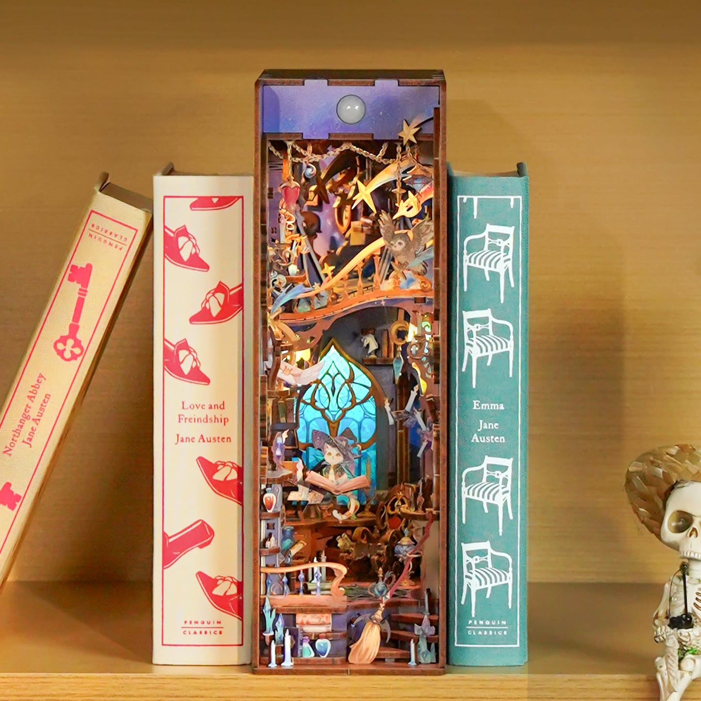 Tonecheer DIY Book Nook Kit for Adults,3D Wooden Puzzle Bookend Bookshelf Insert Library Decor, Booknook Miniature House Kit with Body Motion Sensor LED Light (Magic Stars Room)