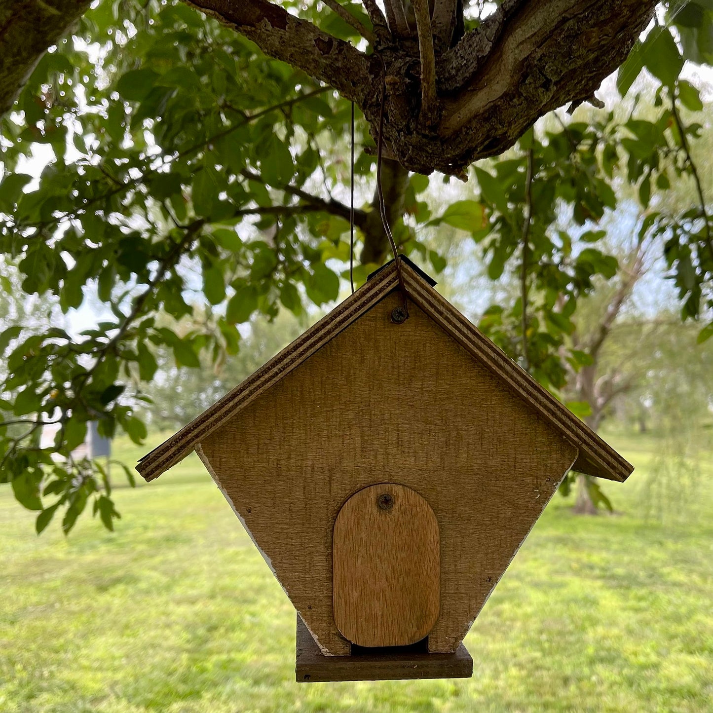 Backyard Essentials Shiplap Wren House - White Hanging Bird House - Wooden Birdhouse with Cable Hanger