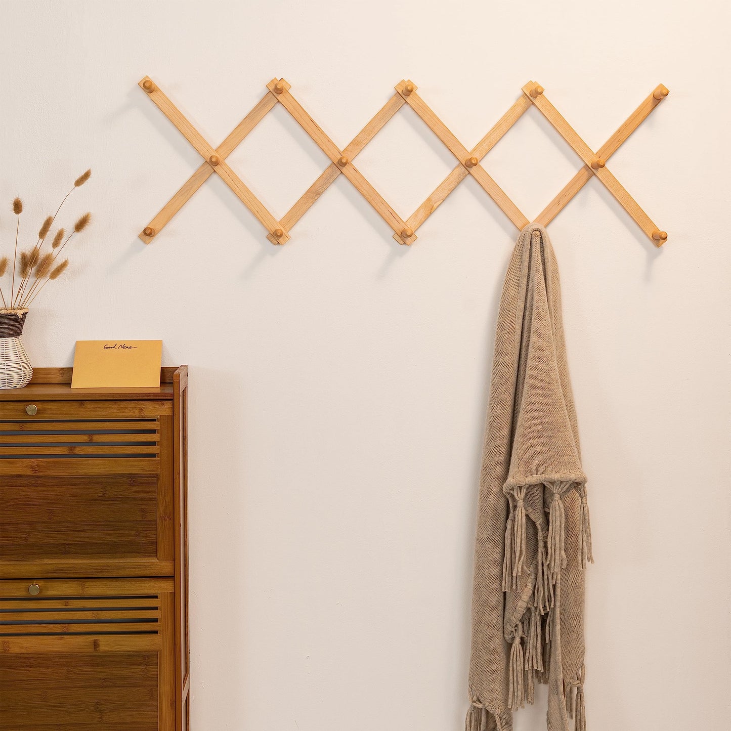 SKOLOO Hat Rack for Wall with 14 Hooks, Solid Wooden, Modern, Expandable Coat Rack Wall Mount for Coats, Hats, Bags, Baseball Caps, Natural Color
